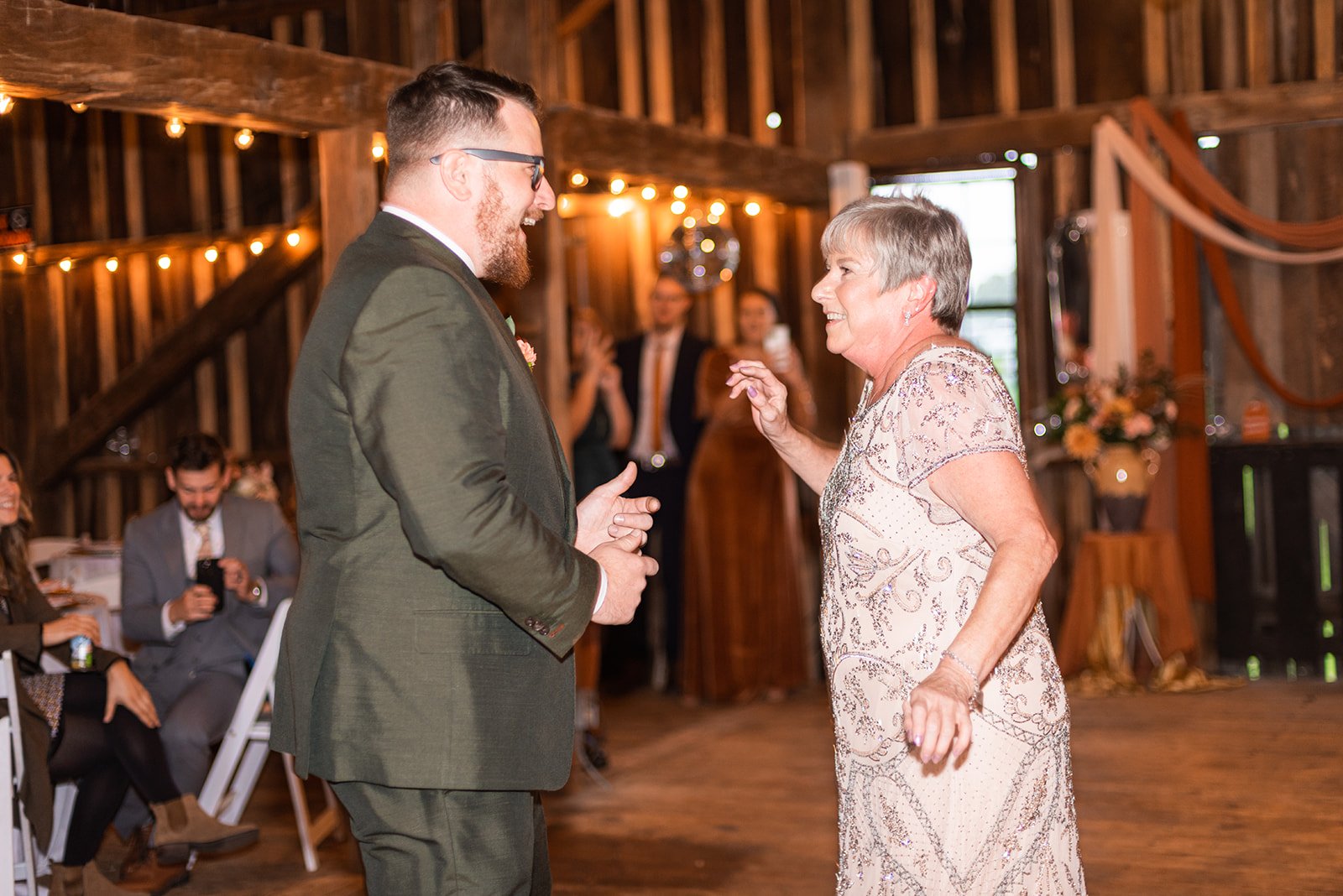 KirstenChris-11Reception-Intros-055_websize.jpg