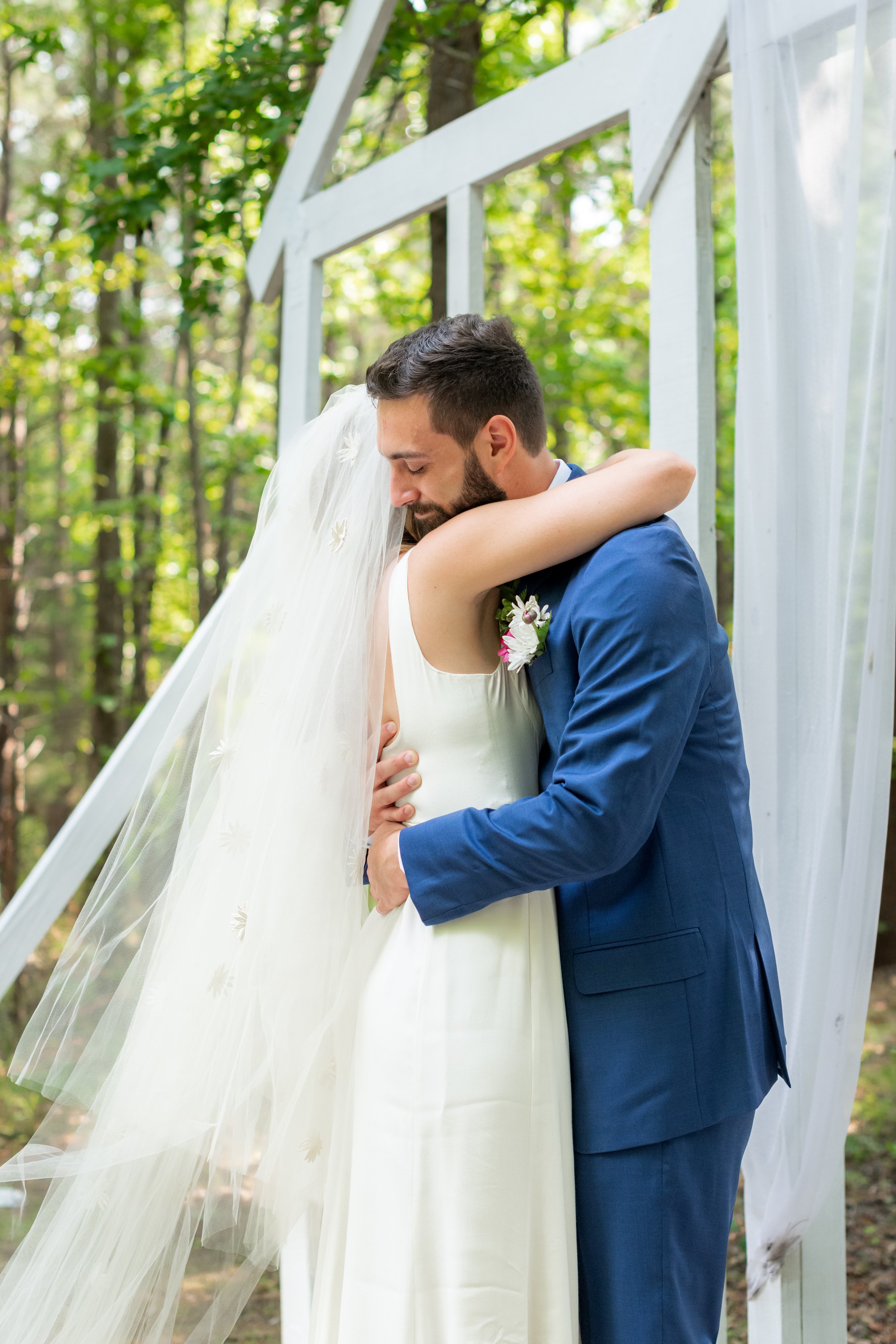 Emma + Kyle - First Look-021.jpg