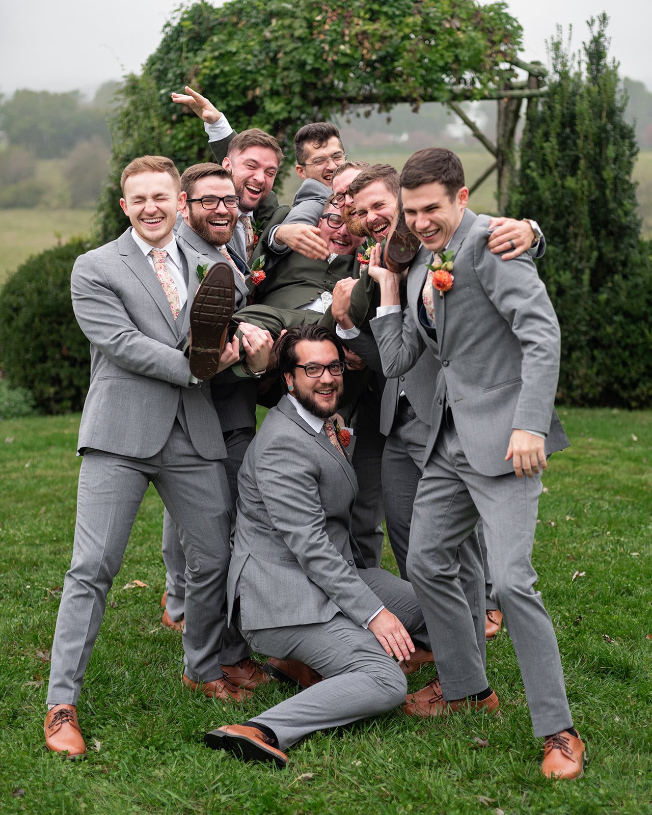 KirstenChris-7GroomsParty-023_websize.jpg