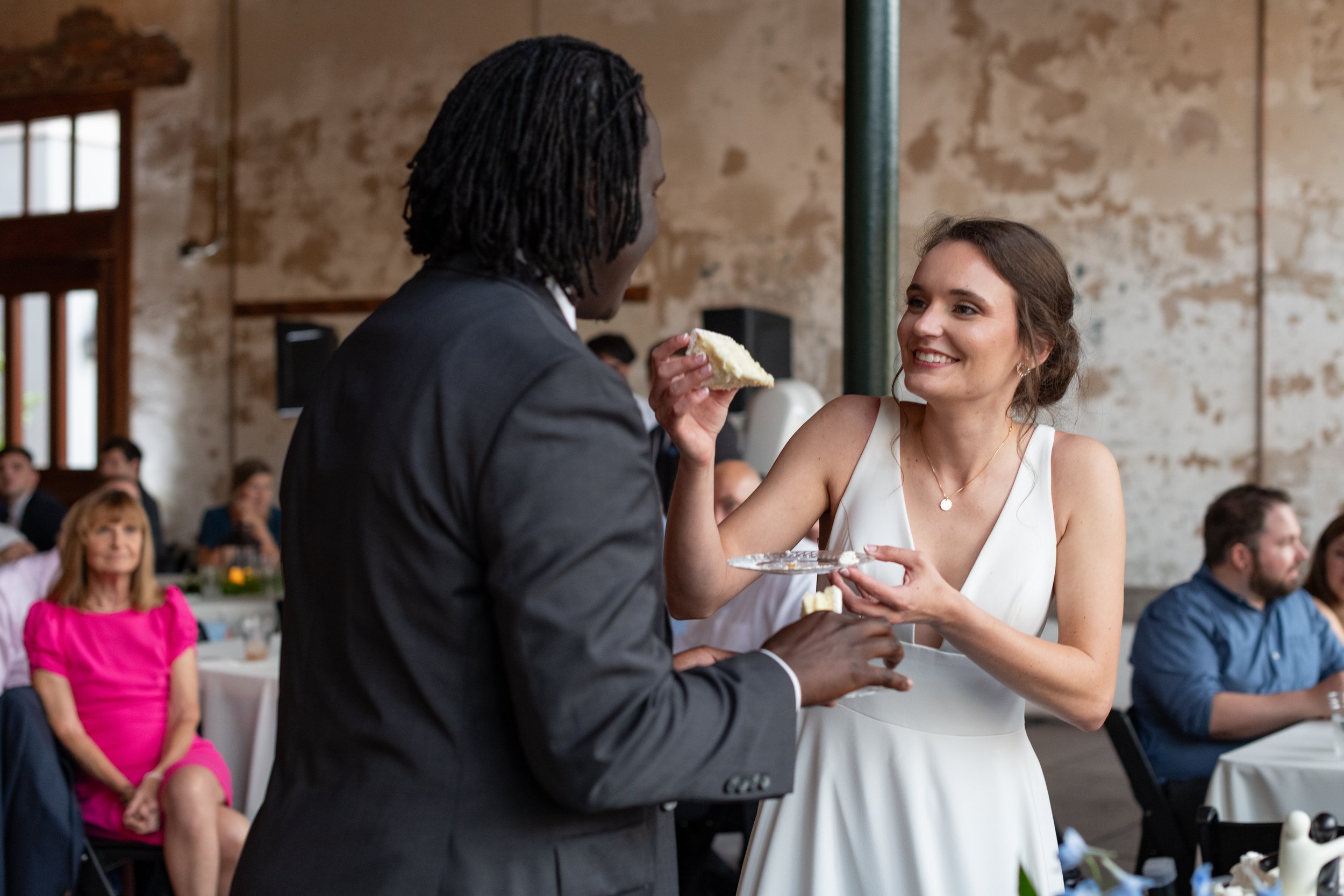 Ngango-Married-10-Reception-Cake-010.jpg