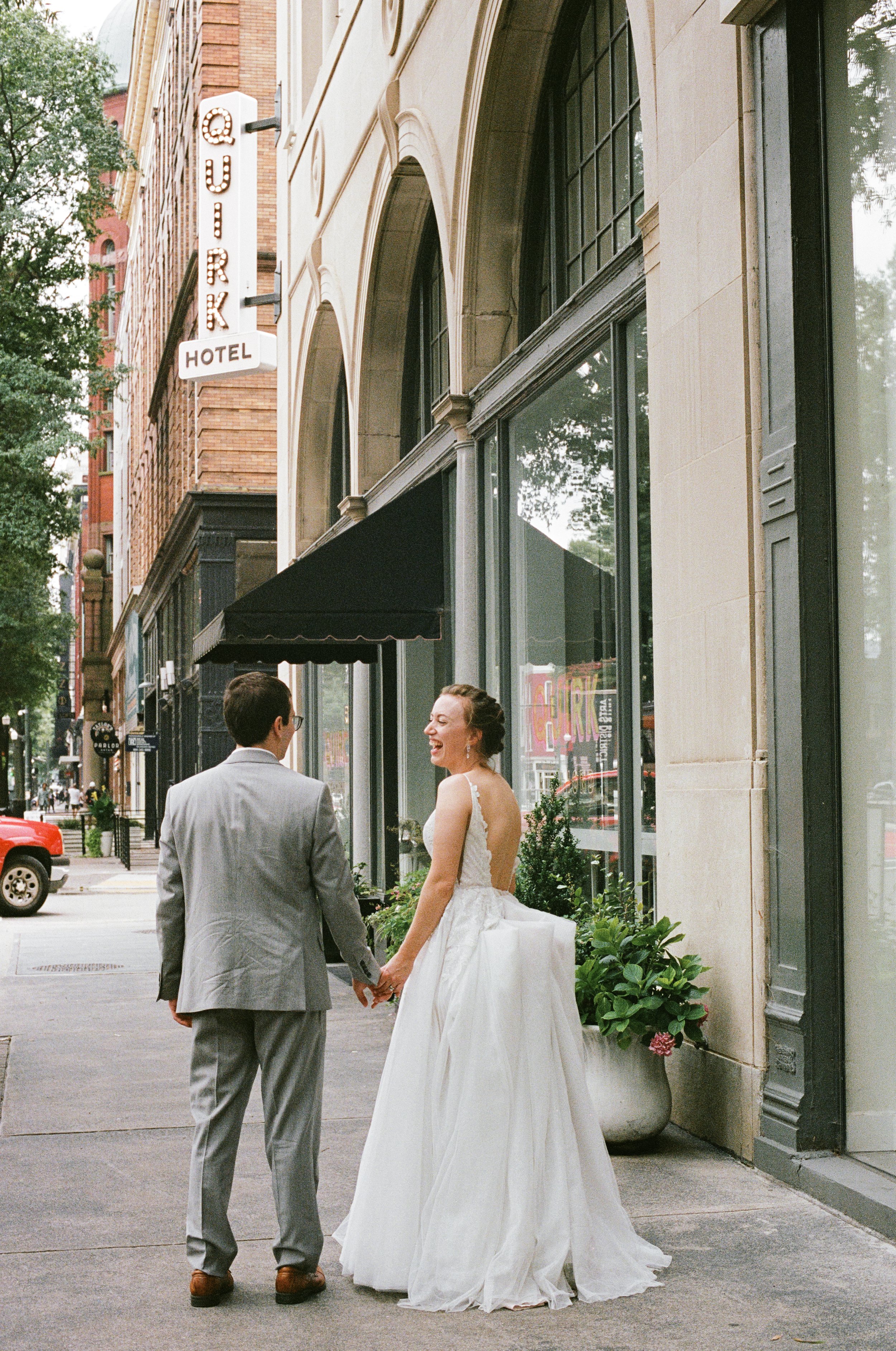 ElizabethAlec-6-CouplePhotos-051.jpg