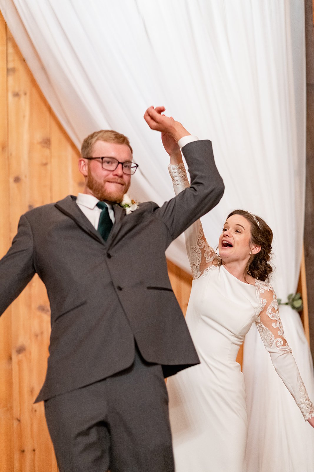 BaileyAdam_Reception-4.Dances-012_websize.jpg