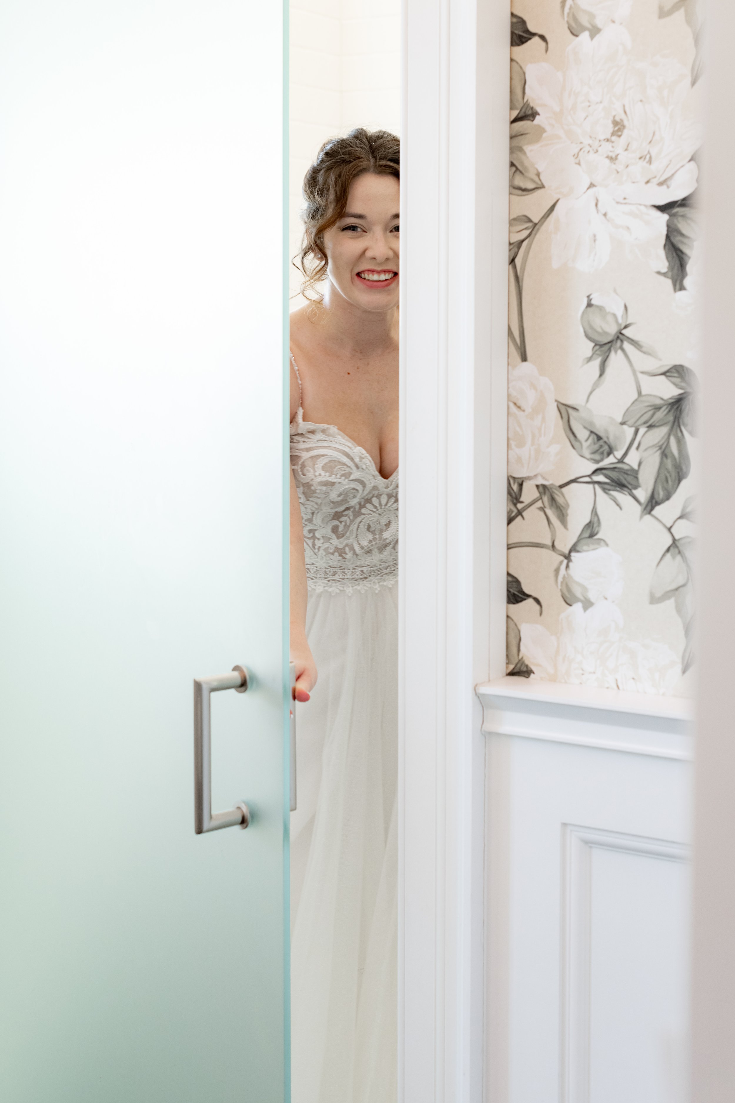 Peacock-2-GettingReady-063.jpg
