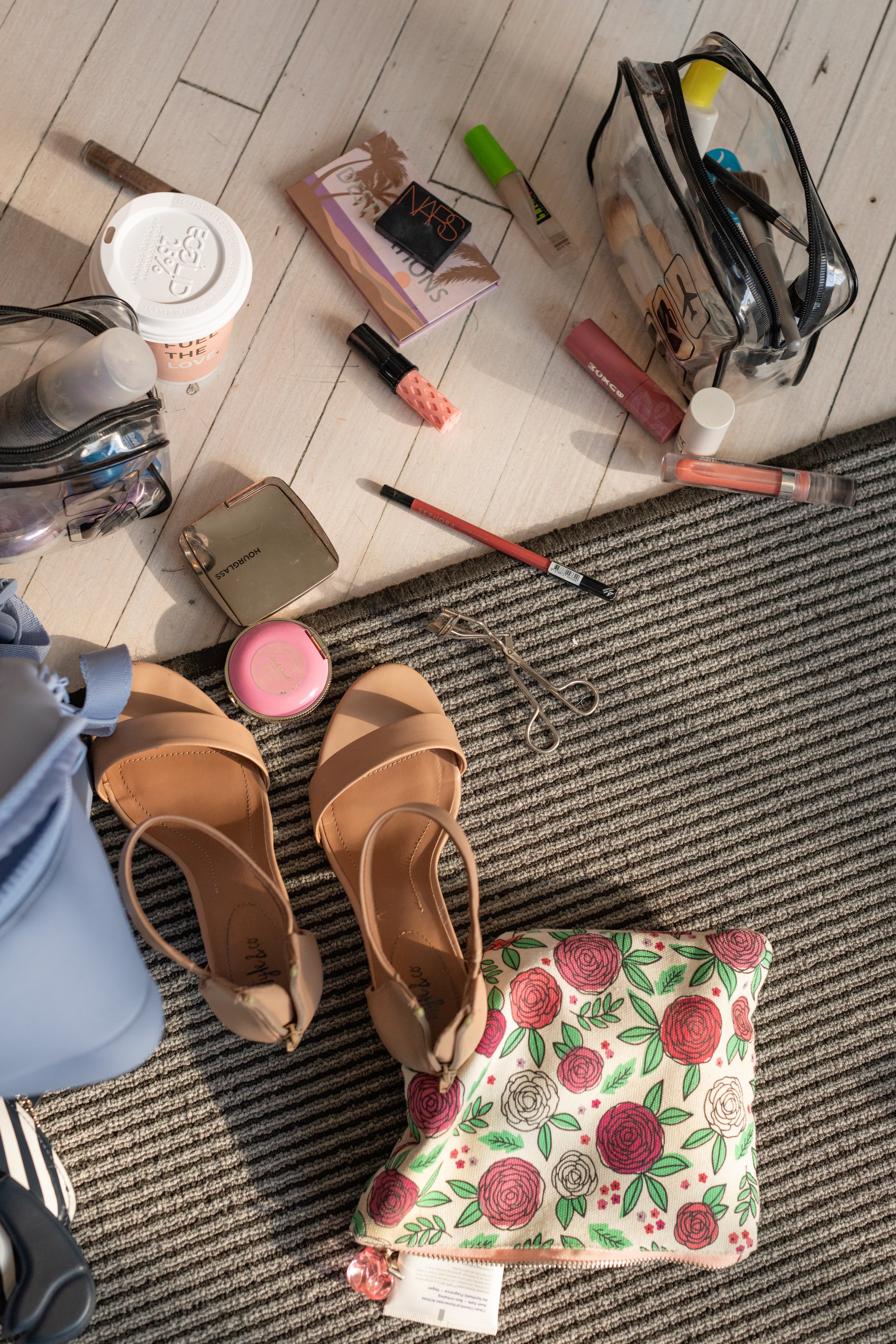 ElizabethAlec-1-GettingReady-010.jpg