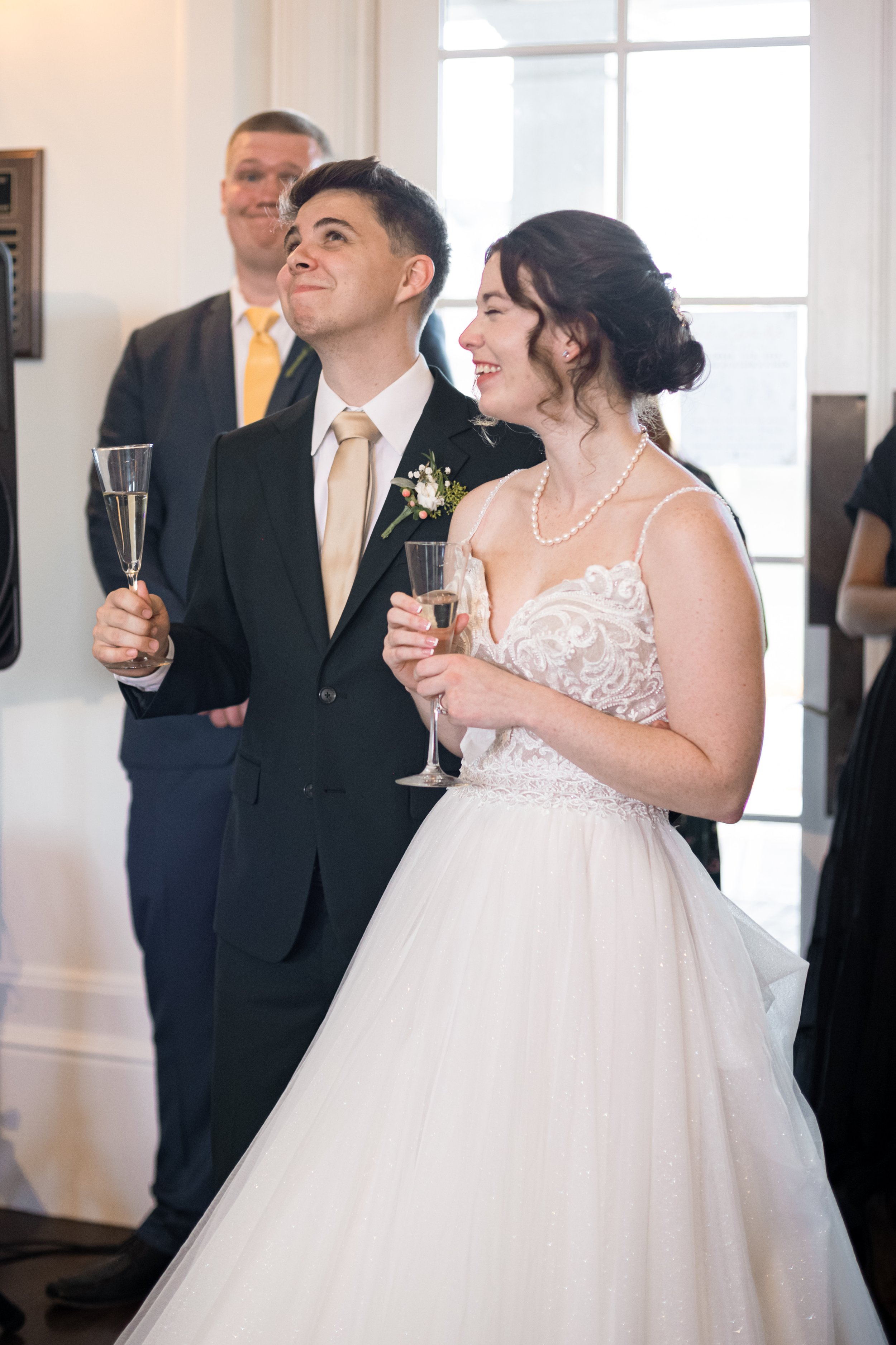 Peacock-7-Reception-ToastsCake-067.jpg