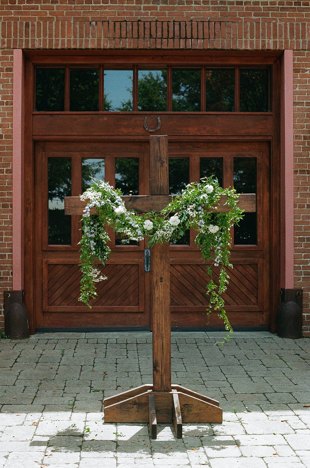 Ngango-Married-02-DetailsLocation-003_websize.jpg