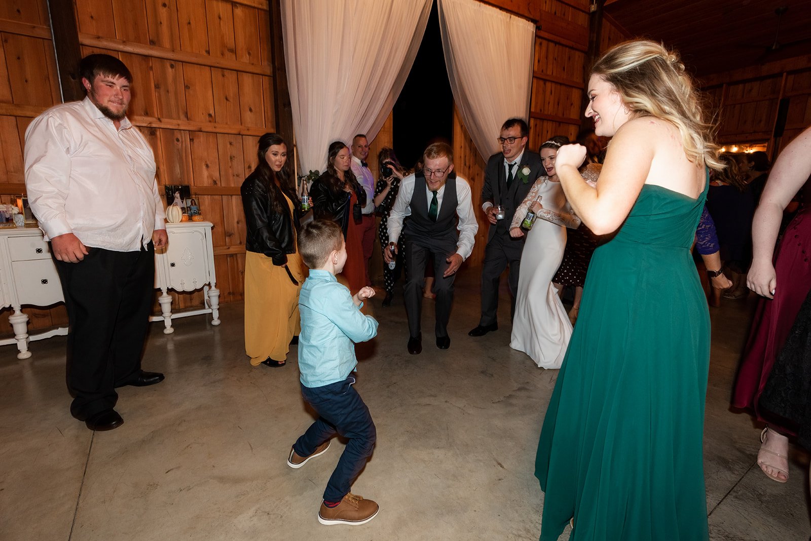 BaileyAdam_Reception-5.Party-025_websize.jpg