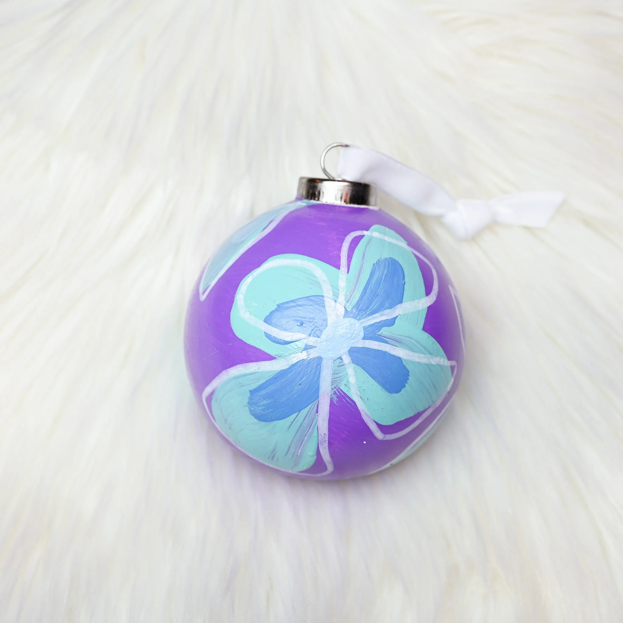 Hand-Painted-Ornament-Helen-Lary-Art-2.jpg