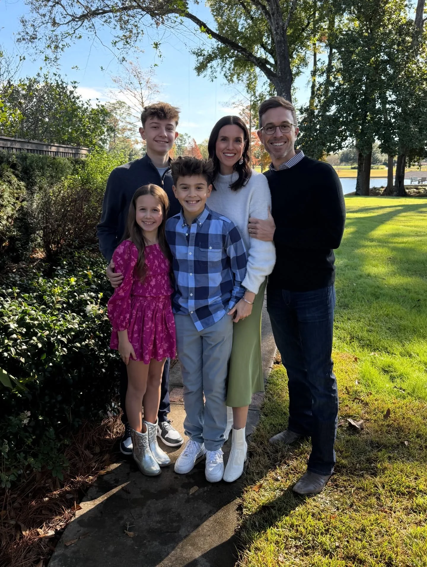 HAPPY THANKSGIVING! 🍁 so very grateful for each of you and all your love, support, likes and sweet words over the years - means the world to me!  love you peeps!

xx
h.