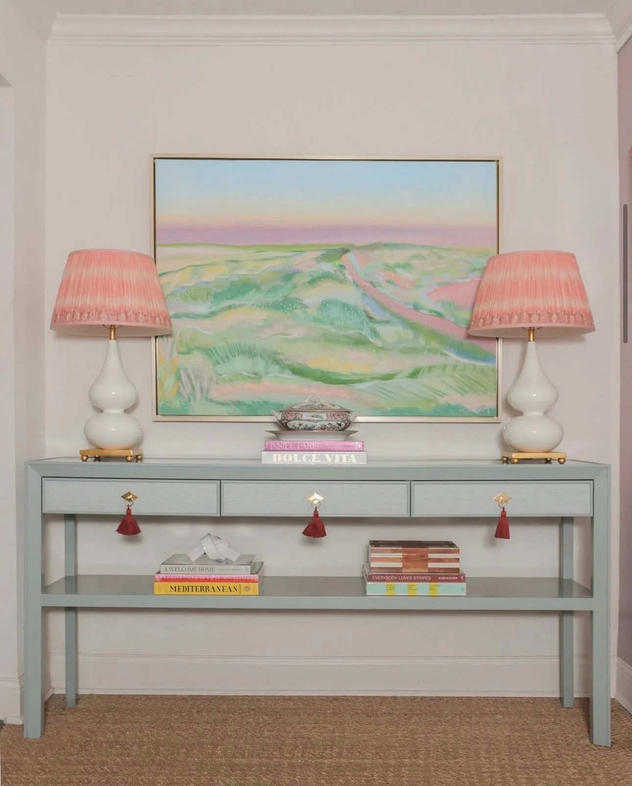 ✨NEW✨ @thecollectivedallas 🖼️

WIDE OPEN SPACES &bull; 49.5&rdquo; x 37.5&rdquo; &bull; Champagne Floater Frame