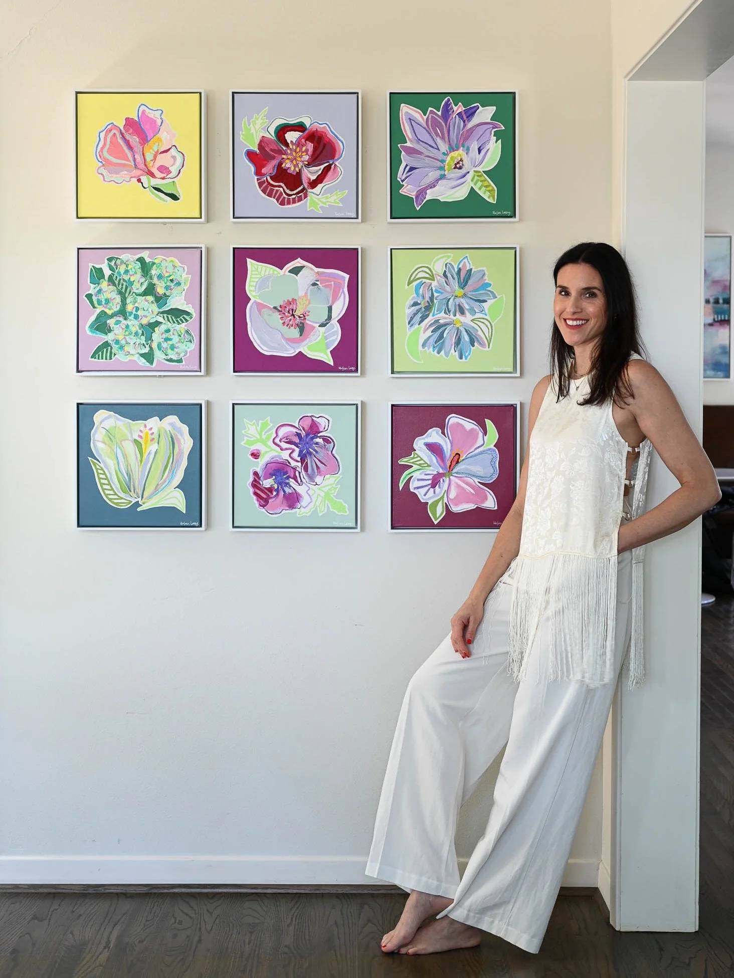 9 NEW florals just released with @shaingallery 🌷🌼🪻
 
i love painting these big blooms full of texture, rich colors and playful whimsy.  hang them all together or pick your favorite flower for a fun pop on your gallery wall or shelf!

shop them now