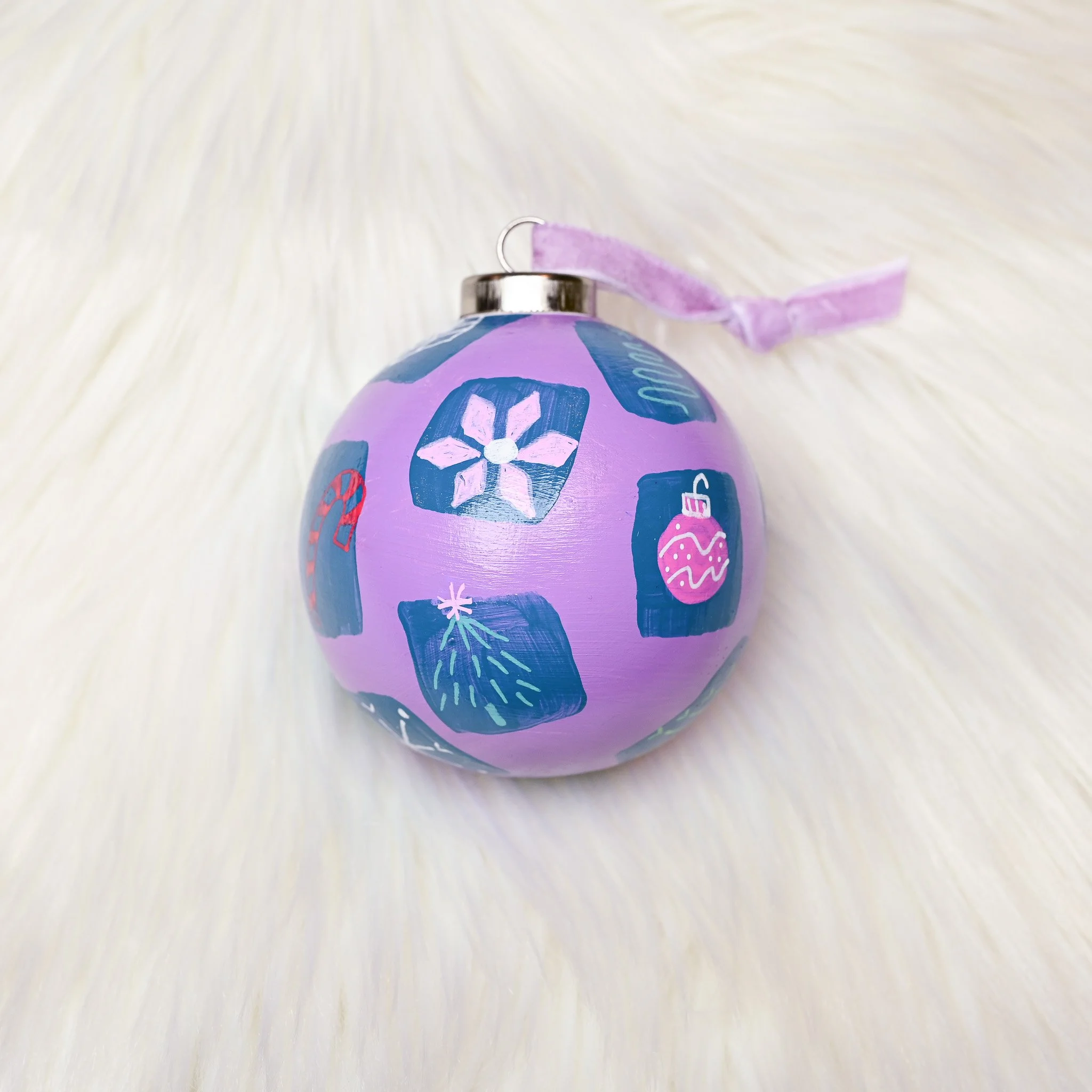 LAVENDER & TEAL CHRISTMAS DOODLES