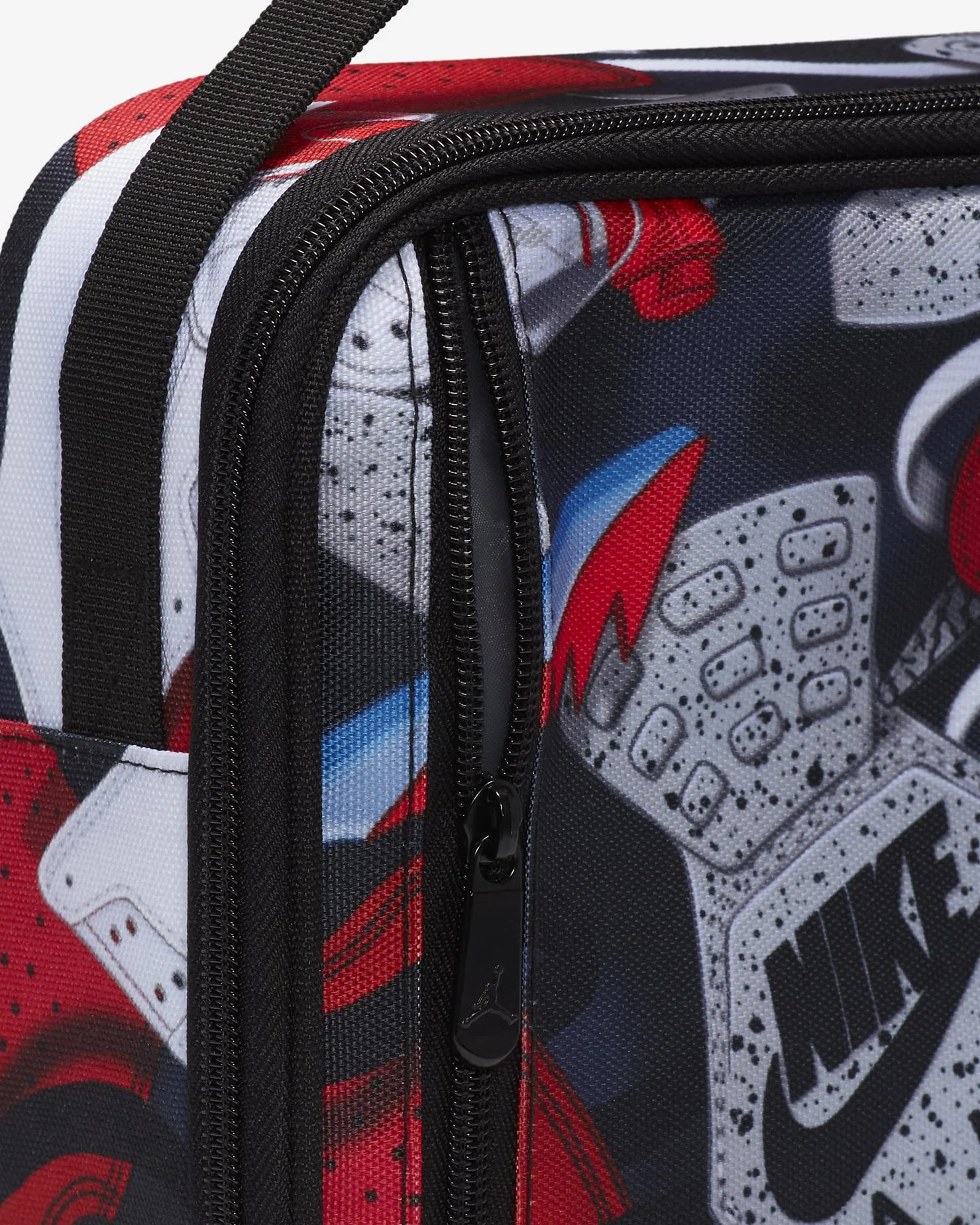 JORDAN_lunchbox_zoom copy.jpg