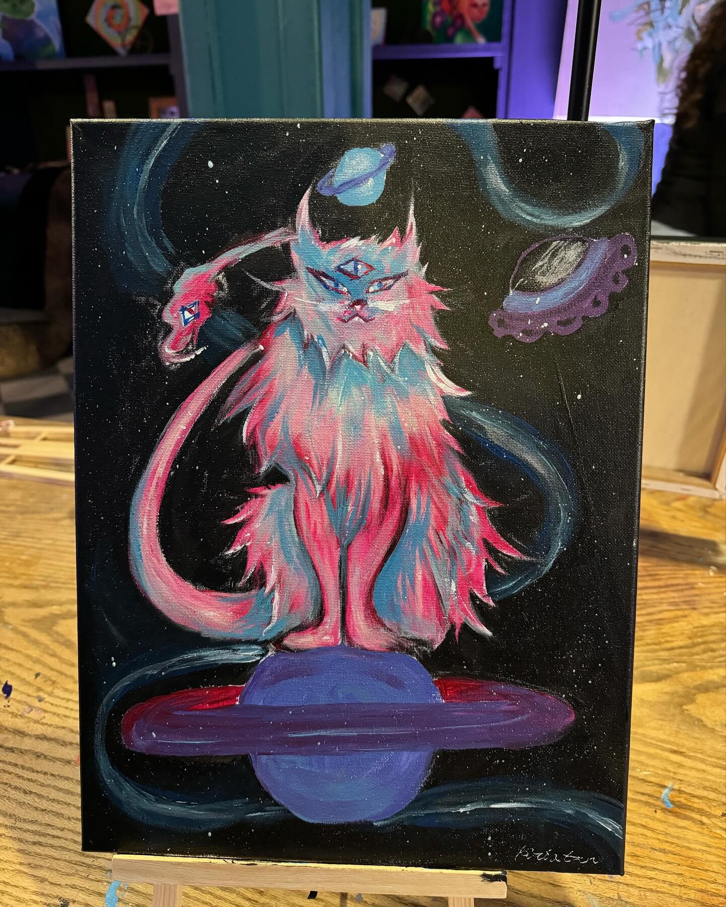 WEDNESDAY @ 8PM is our next painting class with @tylercardale 

This is the second to last chance to paint your own Cosmic Cat! 

Spots are filling up fast! 

BOOK NOW 🎨🖌️😼 Link in bio! 

#paintclass #paintandsip #art #culture