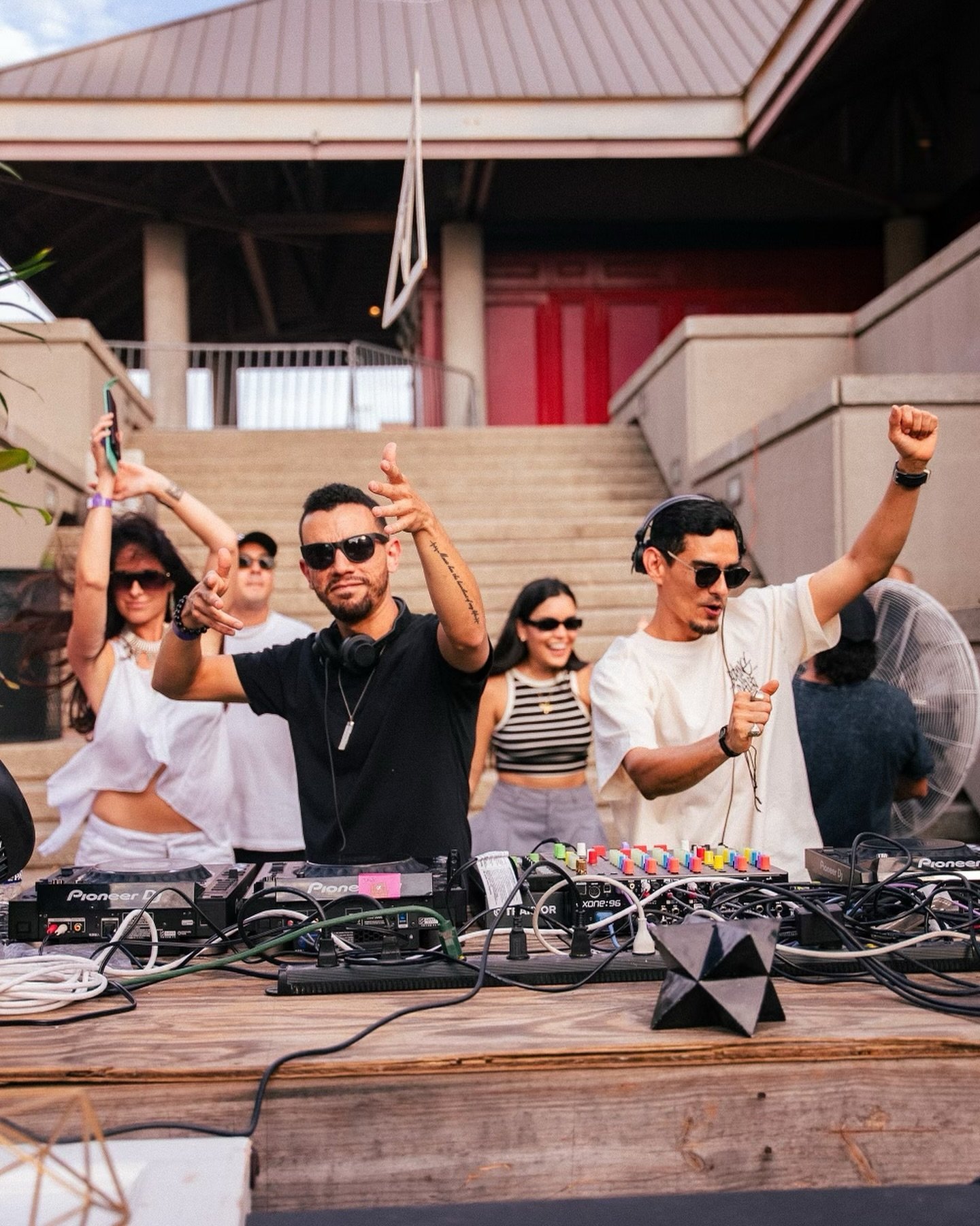 Second Friday of the month is here 
That means it&rsquo;s time to ELEVATE once again 

@rommanmusic B2B @jduva.dj All Night Long
