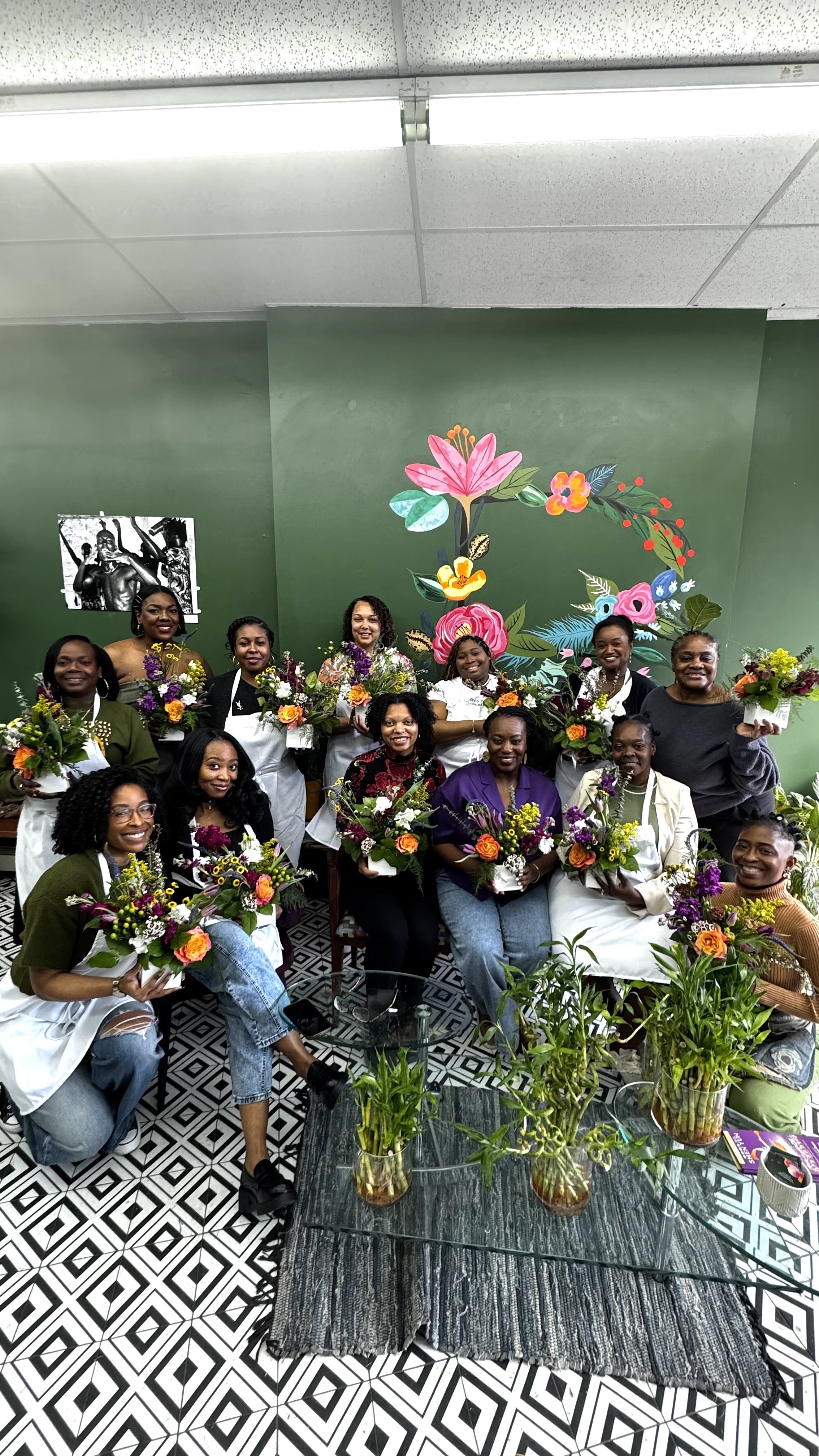 BLK GETAWAY Rose and Roses Flower Workshop
