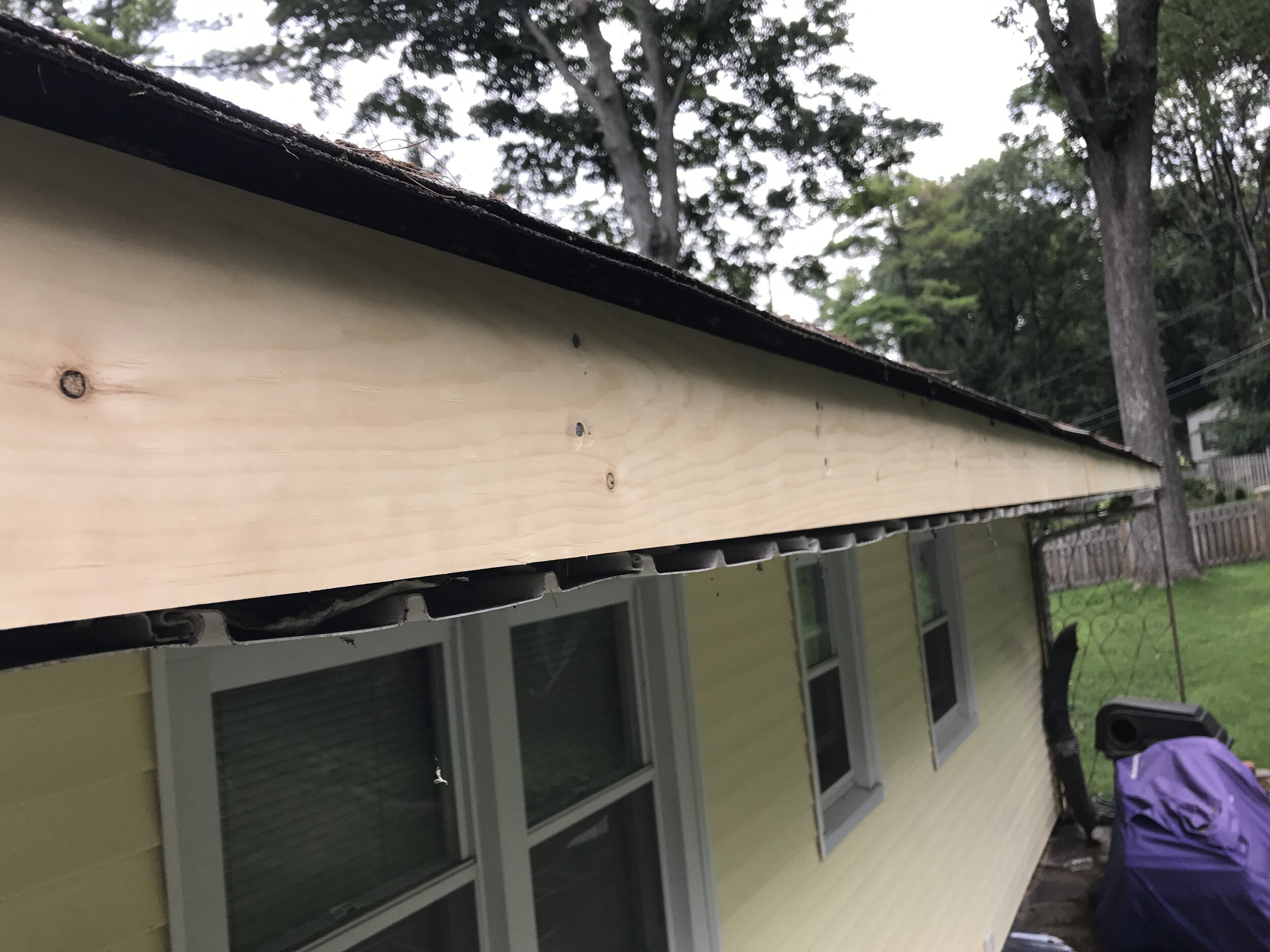 Installing new fascia board