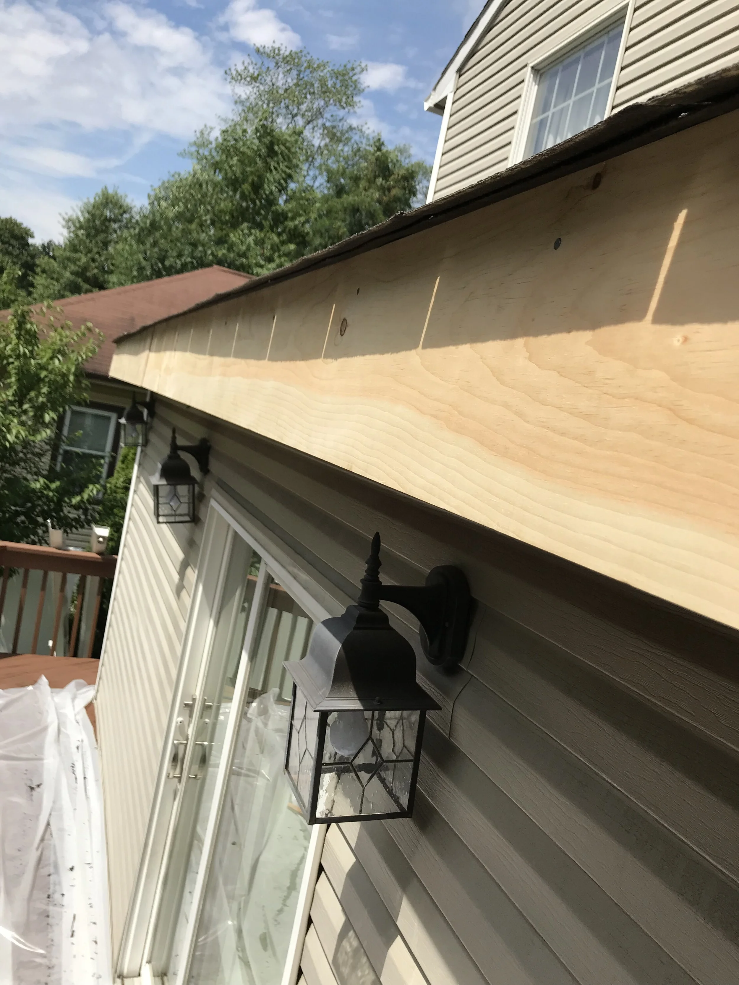 Installing new fascia board