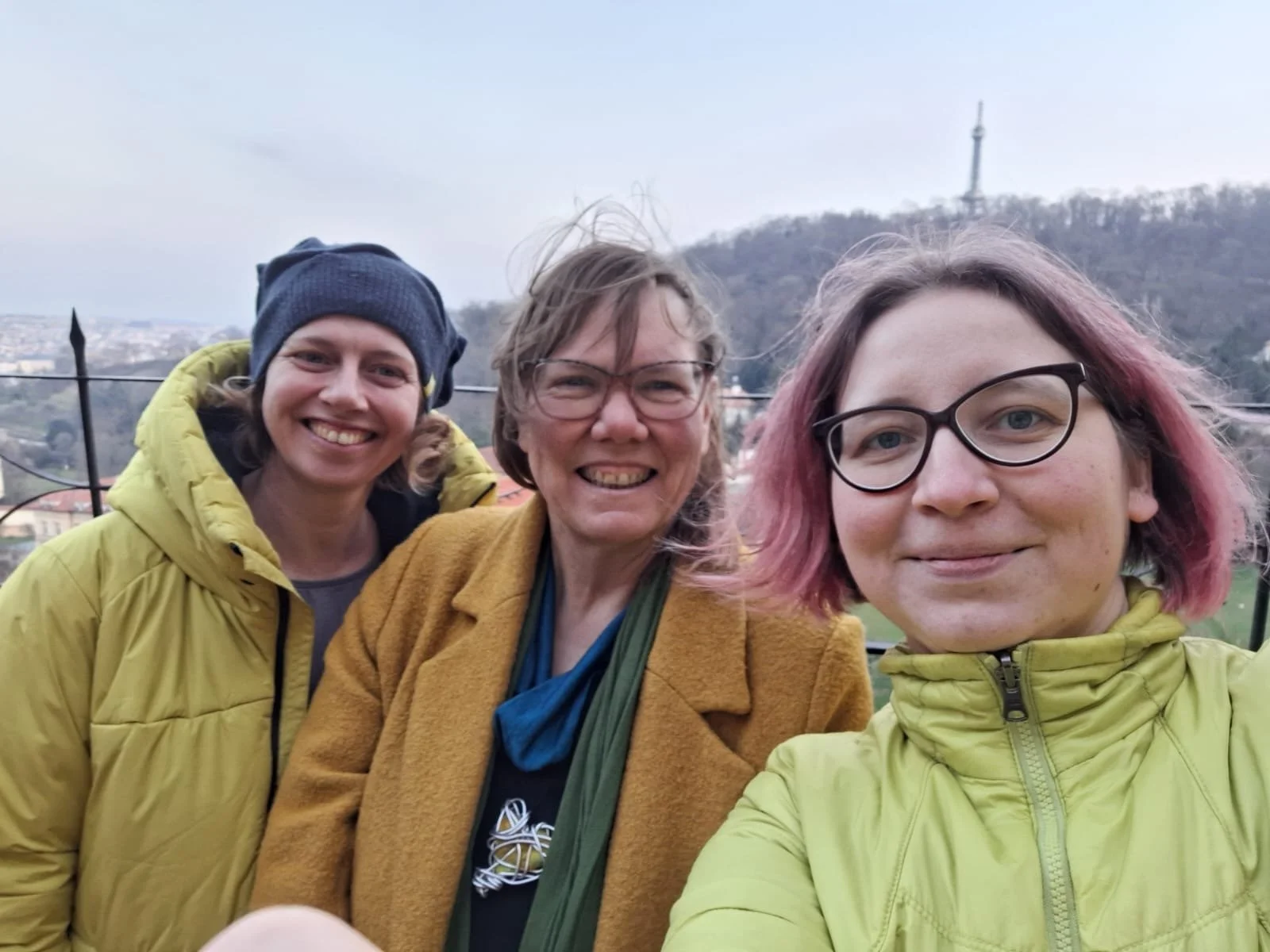 walking in Prague with Lina and Ksienia