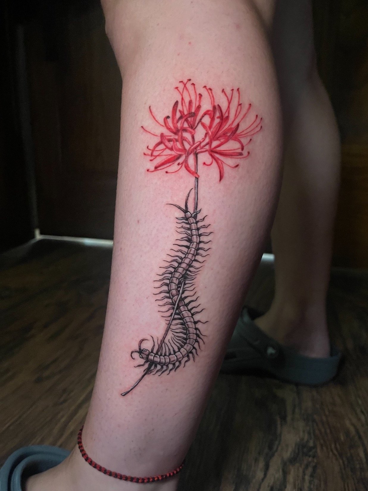 Tattoos by Keith Harstad  red spider lily and white carnation inspired  from Tokyo Ghoul animetattoo tokyoghoul higanbanatattoo colortattoos  colortattoo floraltattoos lexingtontattoo lexingtontattooartist  lexingtonkentucky 