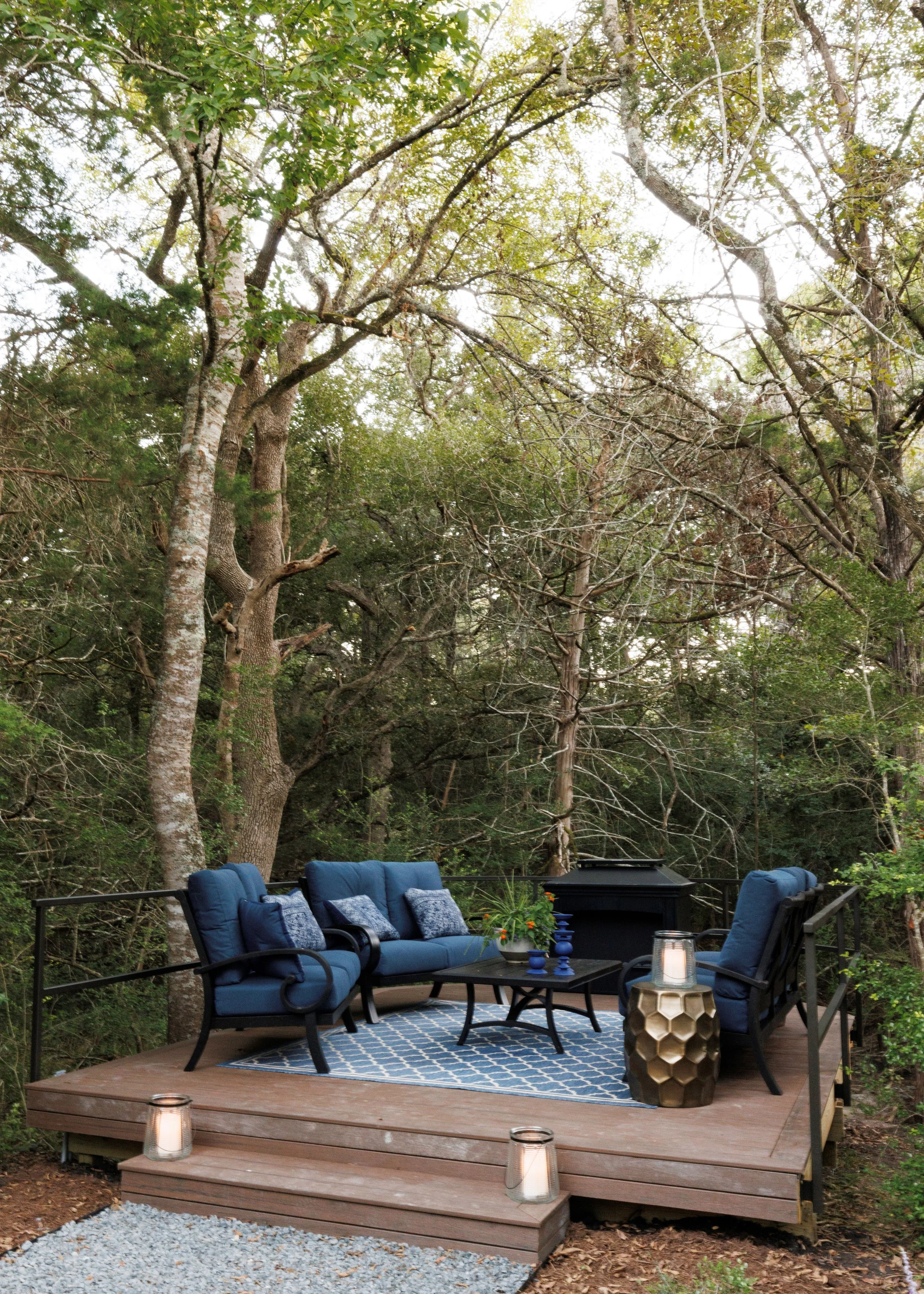 Southern Living - Backyard Creekside Lounge.jpg