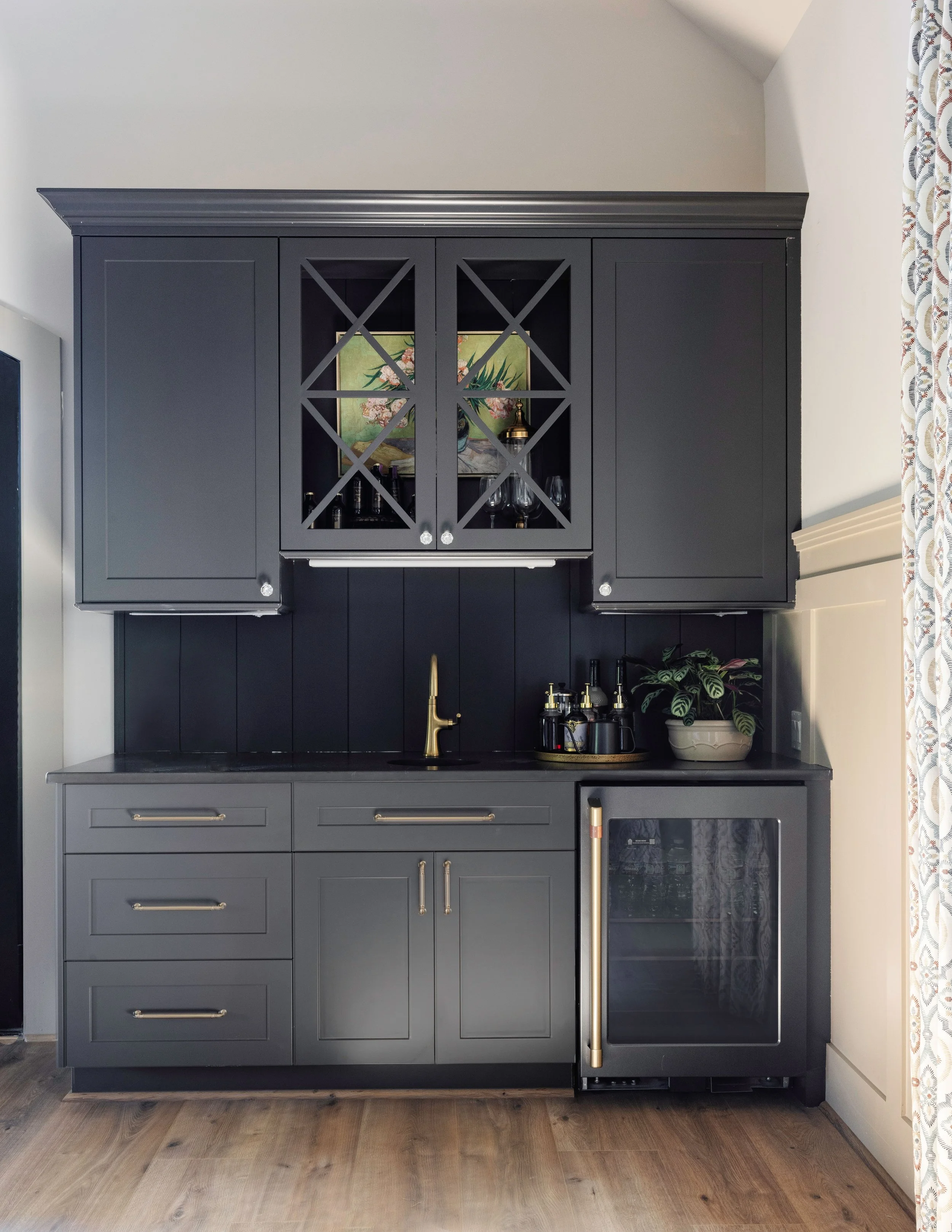 Southern Living - Living Room Bar.jpg
