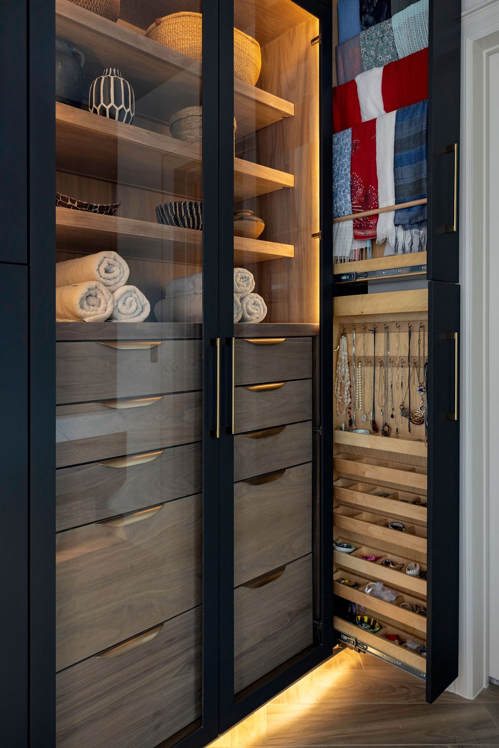 Stylish Comfort - Linen Storage Pullouts B.jpg