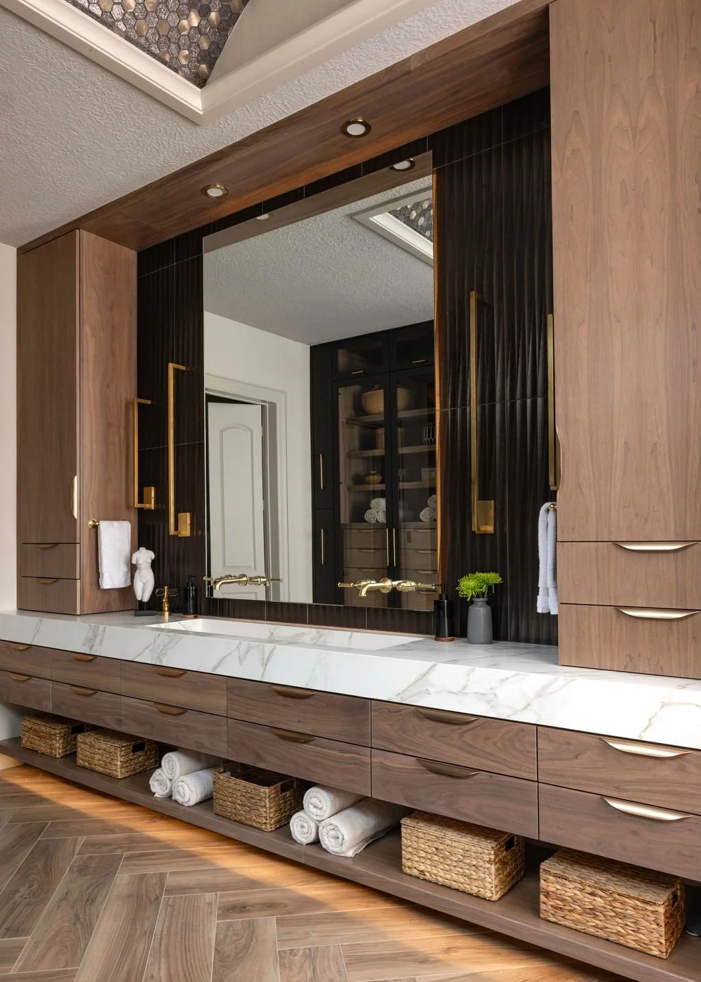 Stylish Comfort - Primary Vanity Lit.jpg