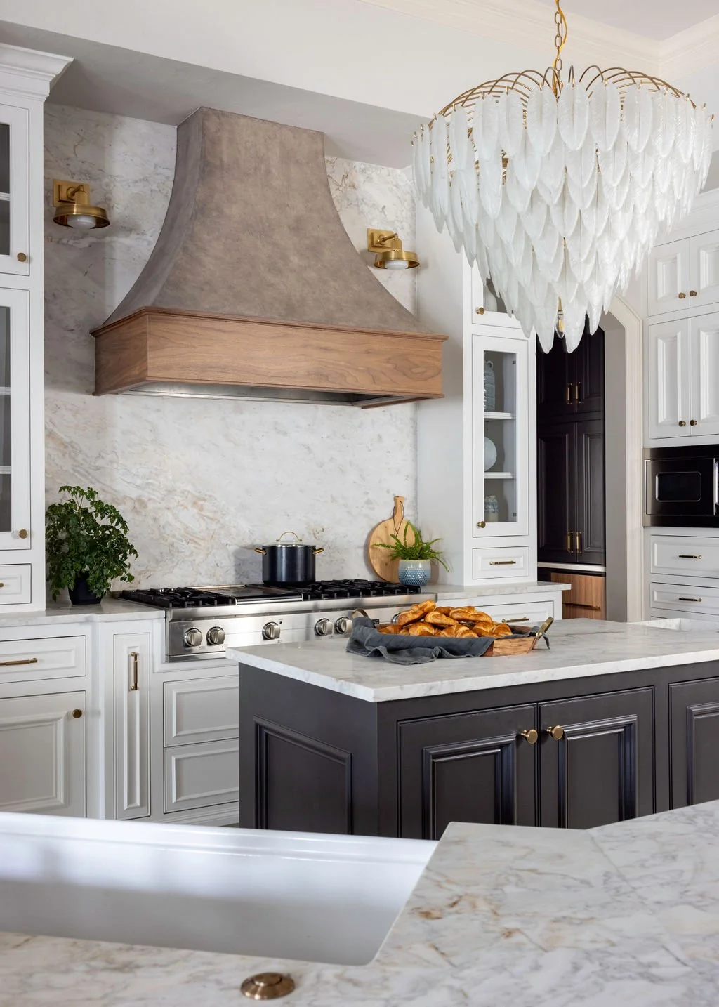 Stylish Comfort - Kitchen Detail.jpg