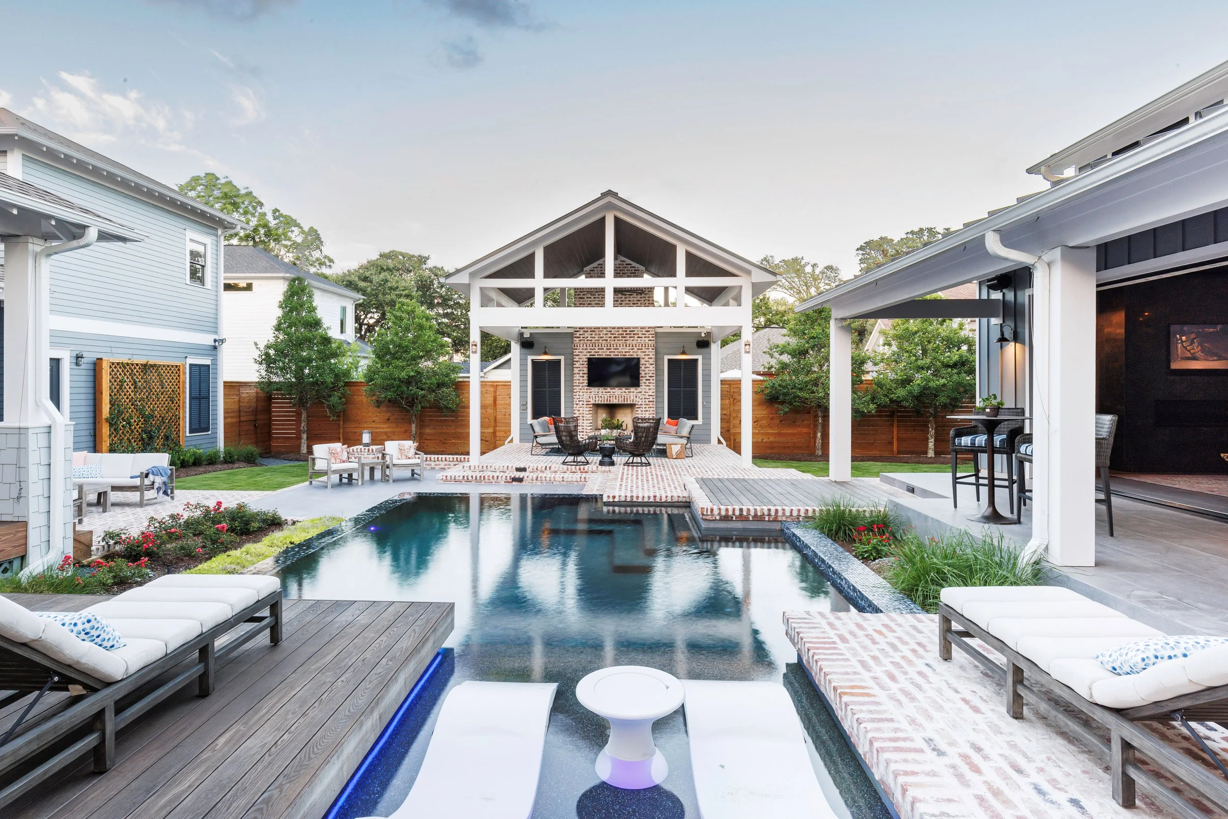 Outdoor Living Space Horizontal.jpg