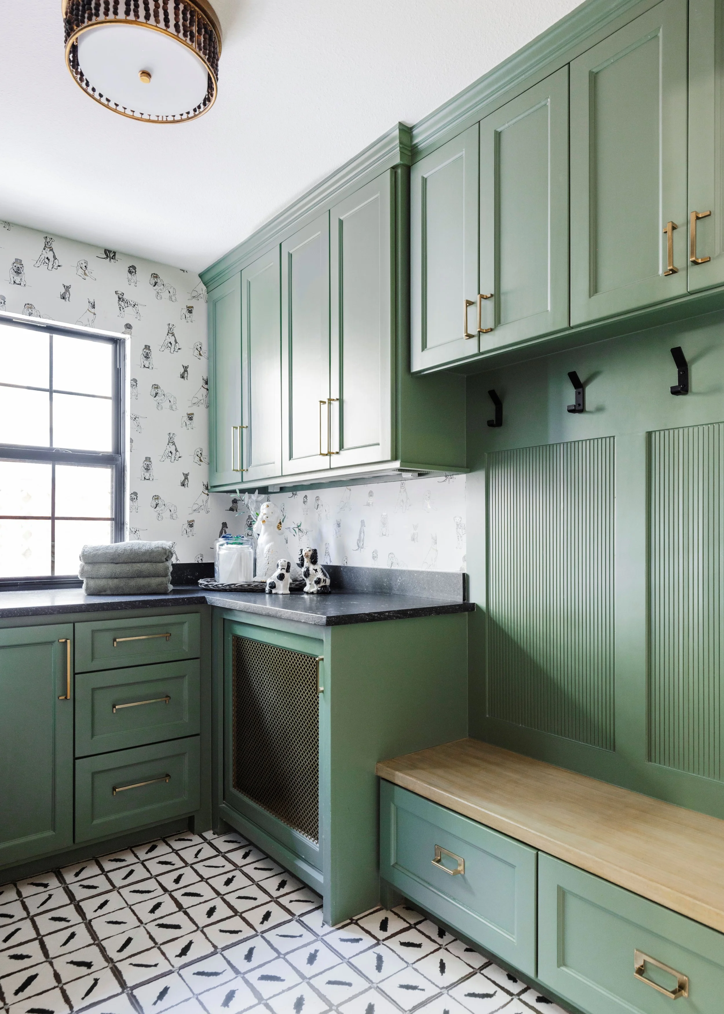 Naturally Bespoke Laundry Room Mud Bench and Closed Kennel.jpg
