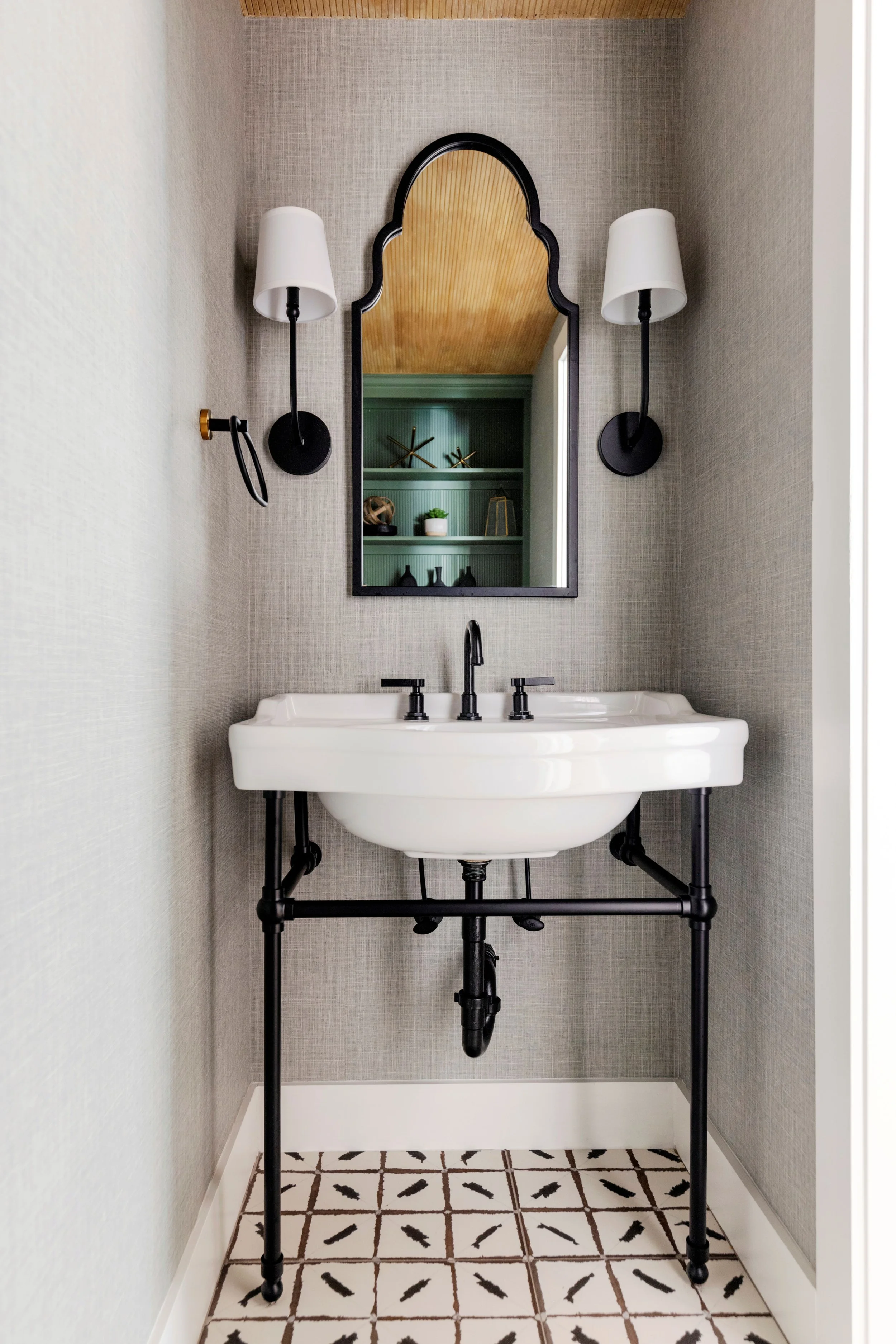 Naturally Bespoke Powder Bath.jpg