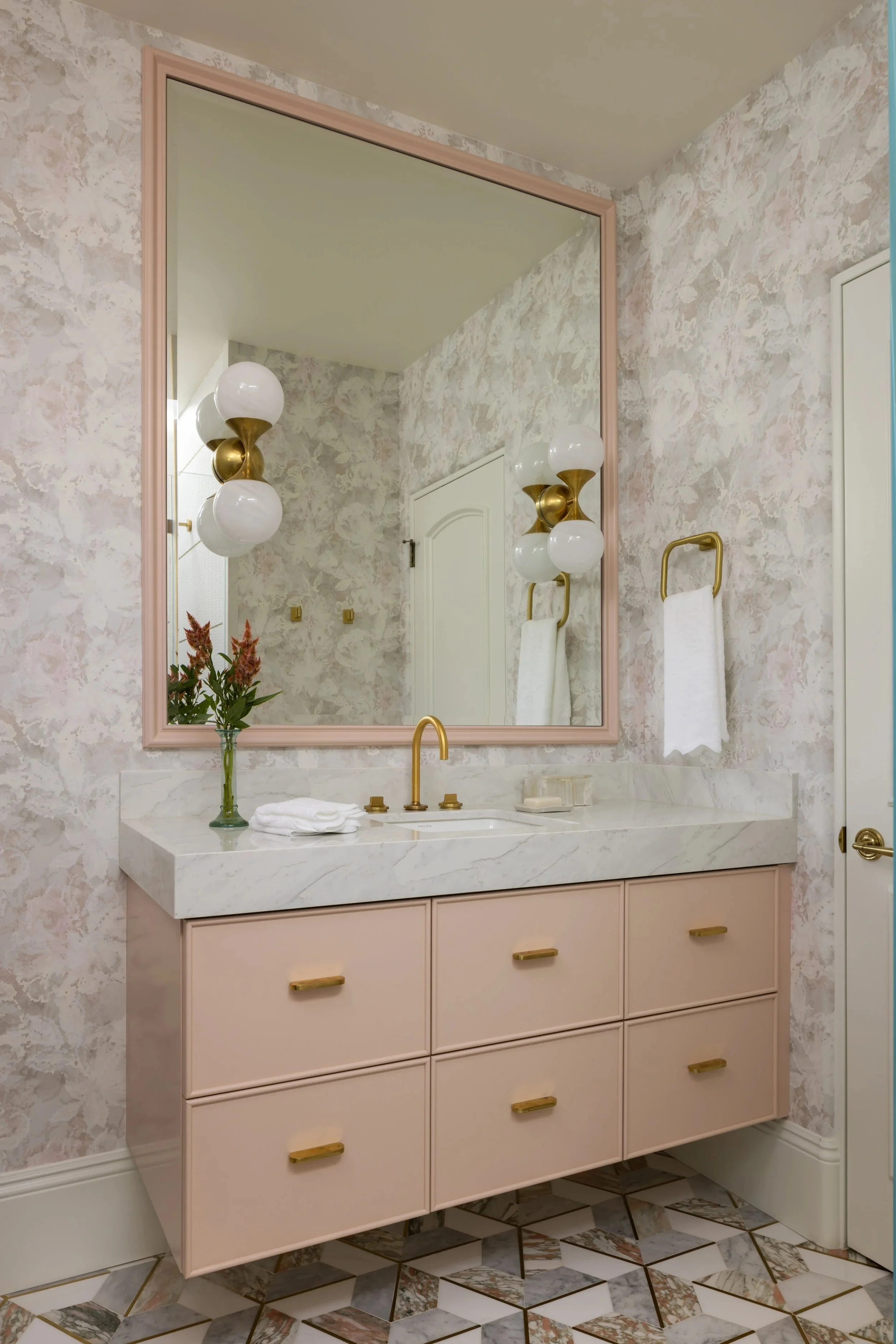 West+Coast+Elegance+-+Pink+Bathroom+1.jpg