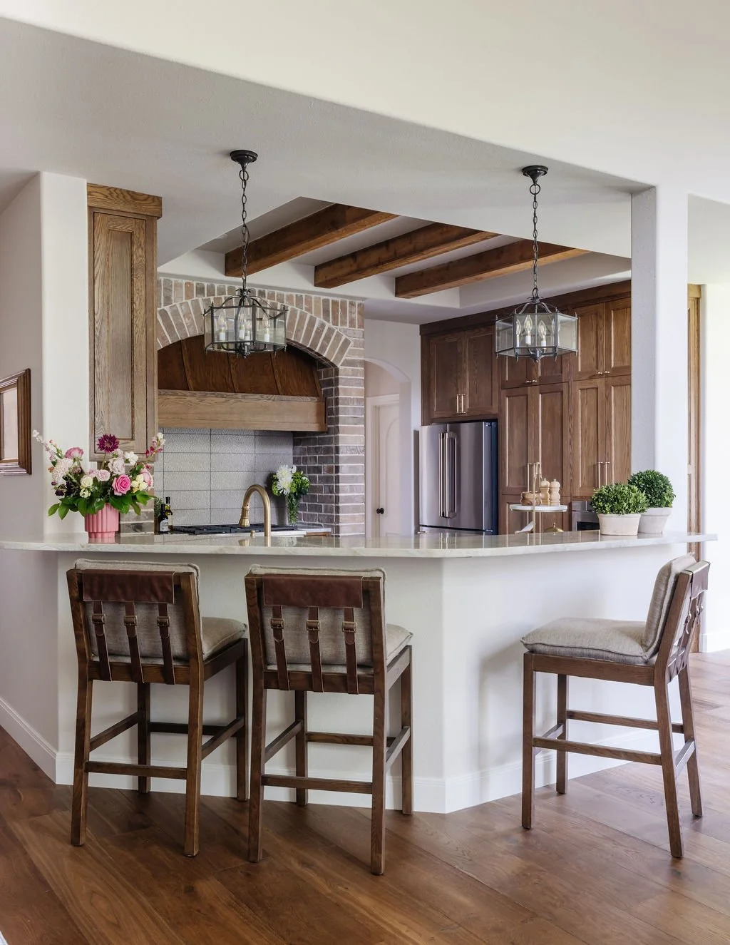 Kitchen Bar.jpg