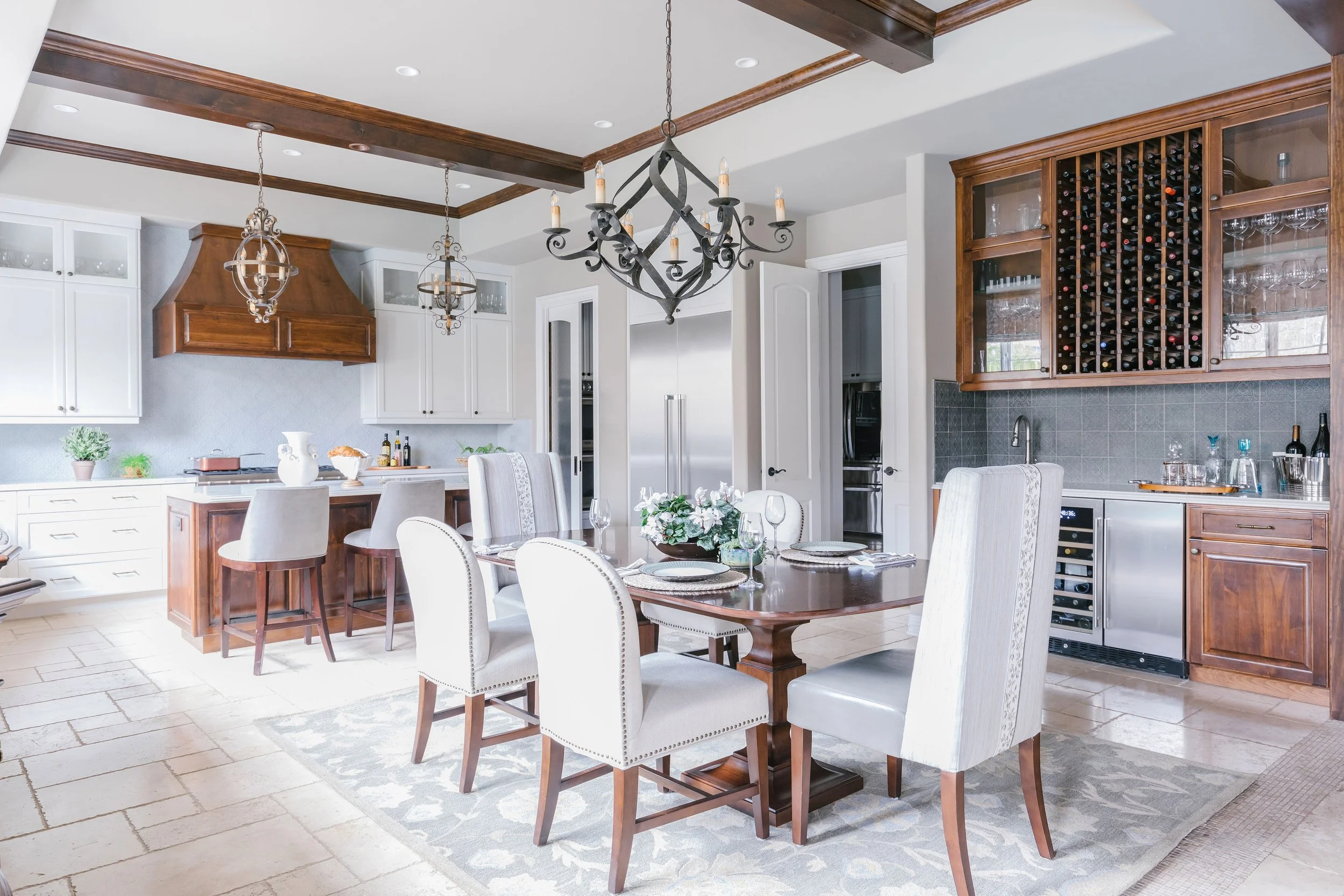 2. Bellaire Kitchen Comeback - Dining, Kitchen, Bar.jpg