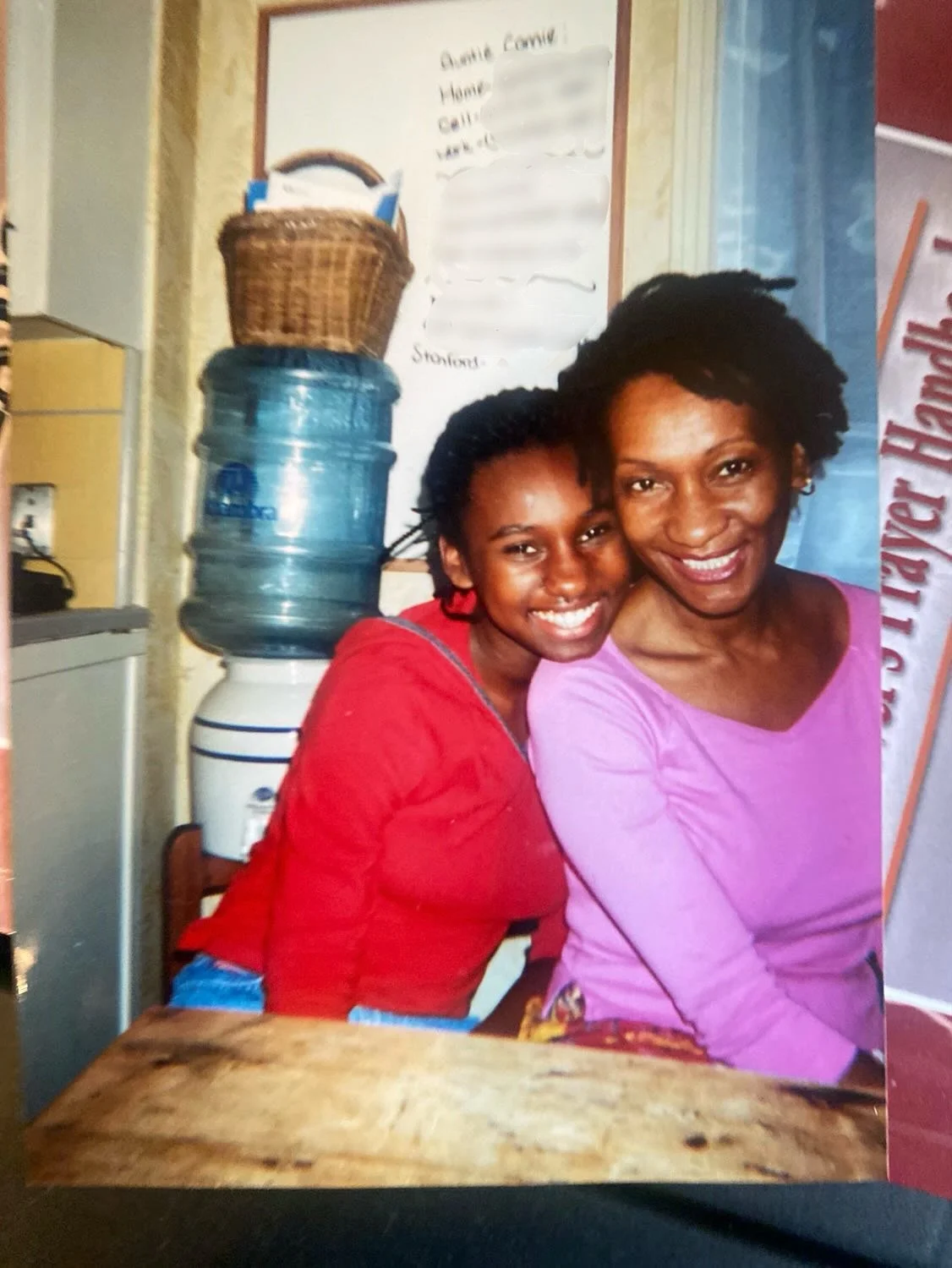 Join me in wishing my pretty mama, thee QUEEN CAPRICORN, and y'all's fave jet-setter Dr. Mrs. @brendappls a very happy birthday! 🎂🍰💐🎈Mom, you do so much for all of us and we can't ever thank you enough for the love you give. I hope your birthday 