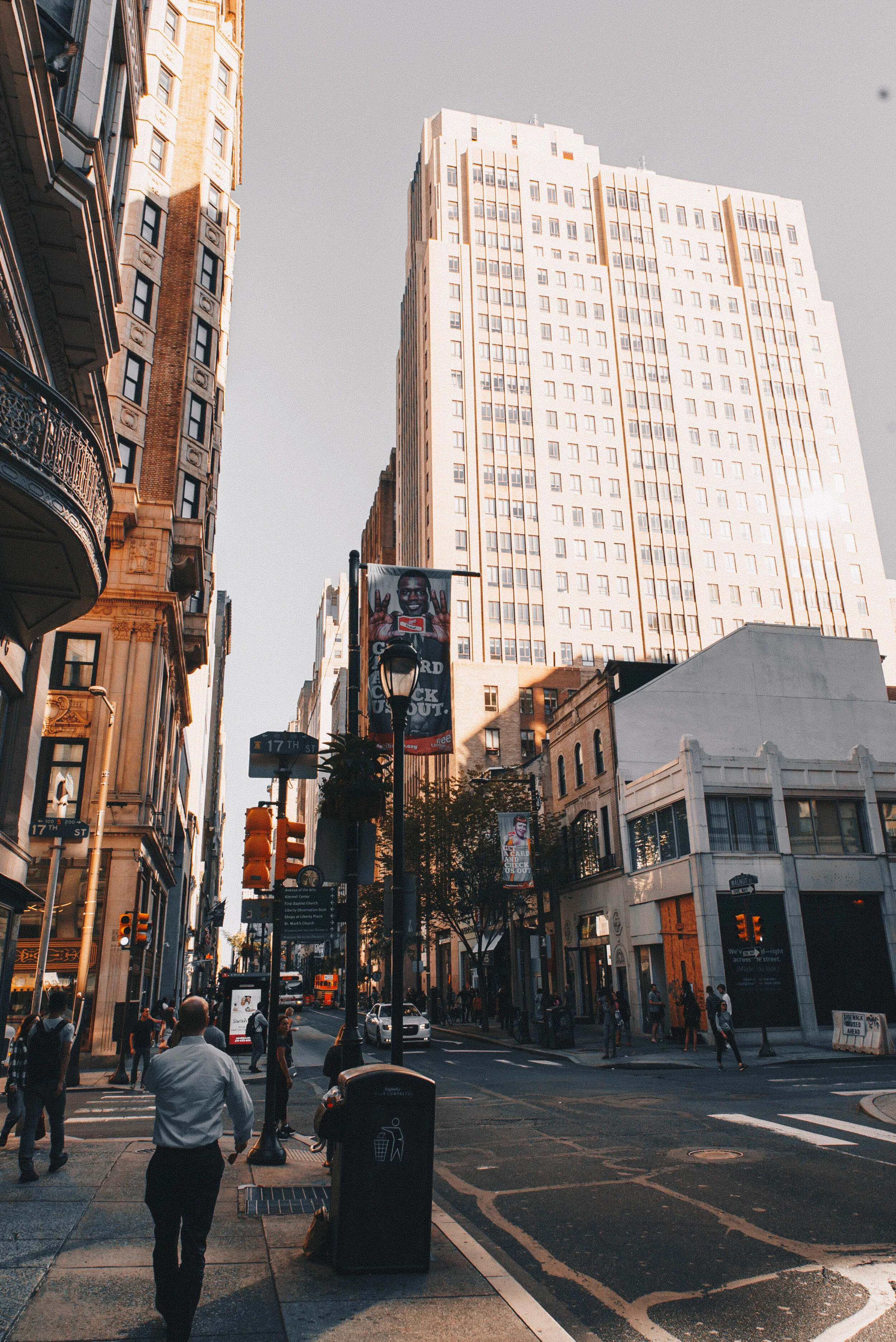 Philadelphia center city | Photo by Ethan Hoover on Unsplash