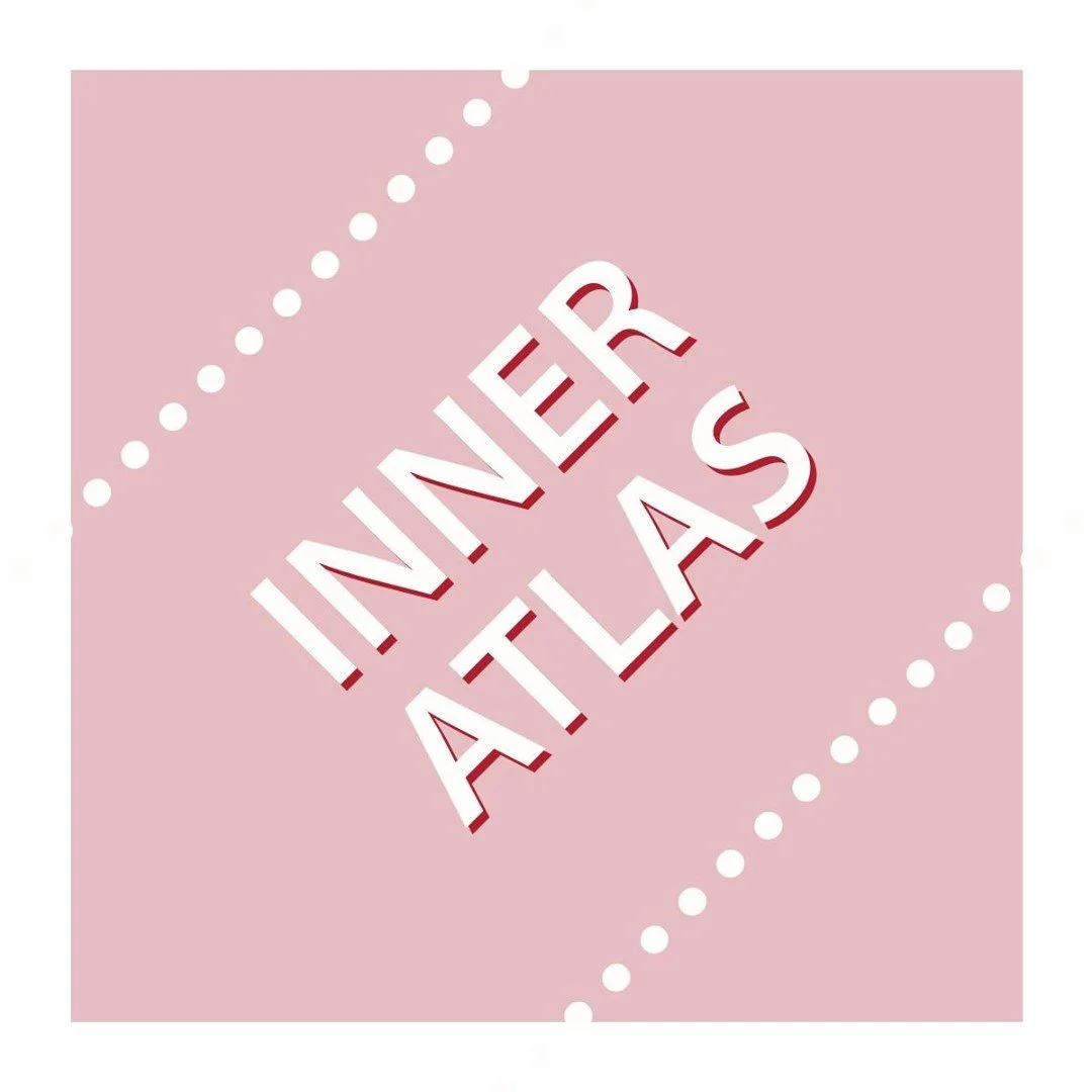 Ta carte du ciel, c'est ton atlas int&eacute;rieur : un ensemble de domaines, de territoires, de contr&eacute;es dans lesquelles chacune des vies qui t'habitent s'implique, se cherche, se trouve. Pr&ecirc;t.e &agrave; d&eacute;couvrir tes lieux de vi