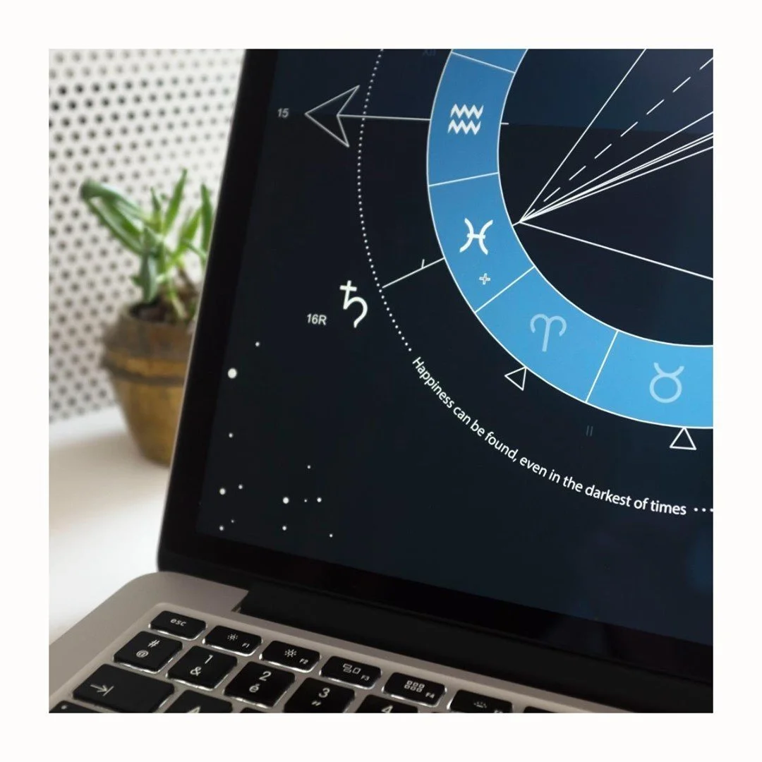 Le langage du ciel se traduit : quelle citation graveras-tu parmi lui?⠀
.⠀
.⠀
.⠀
.⠀
.⠀
#astrologie#plan&egrave;tes#estra#cartenatale#themenatal#carteduciel#carteastrologique#themeastrologique#themedenaissance#astroart#astroprint#signeastro#signeastro