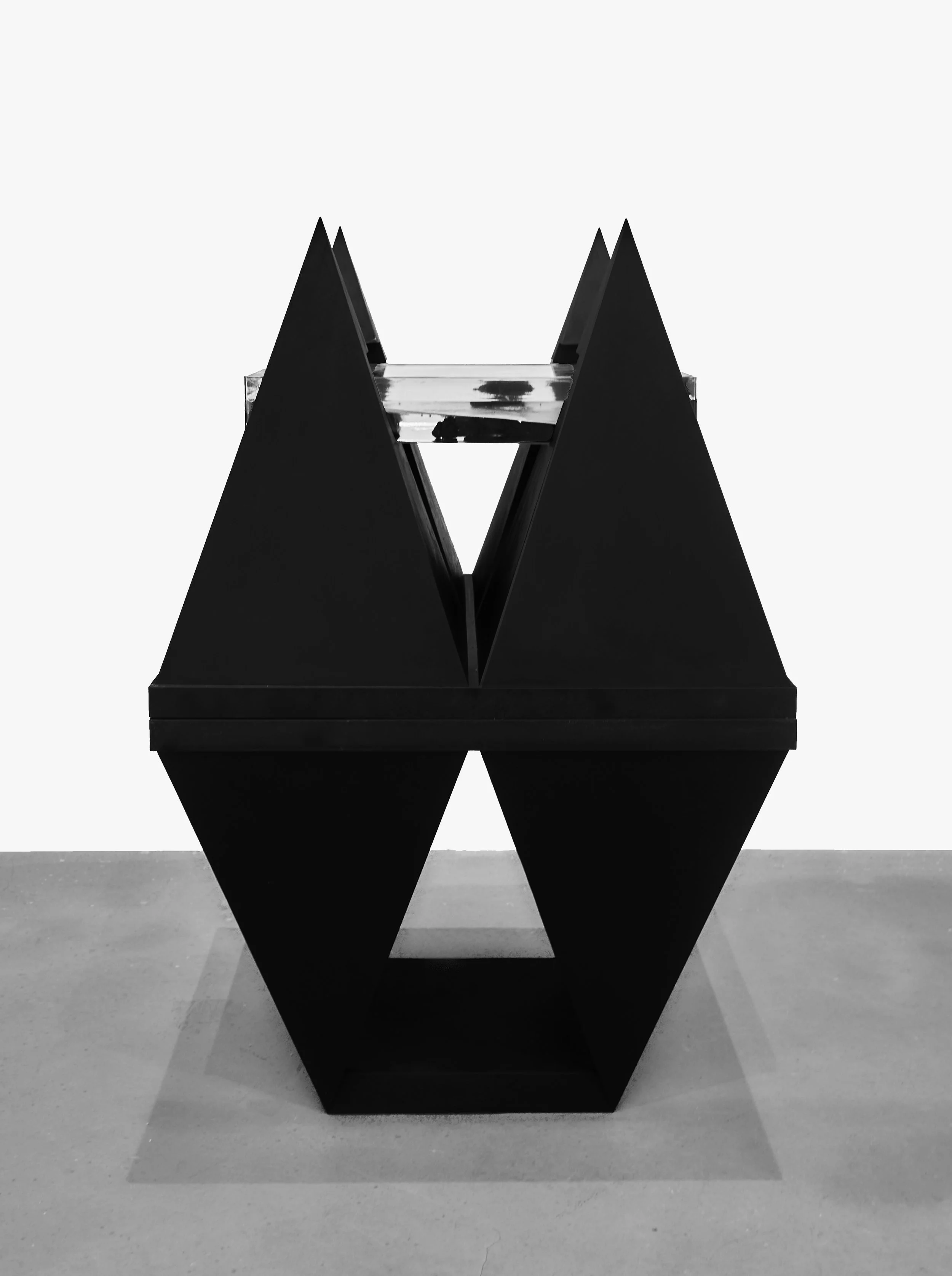 Cao Shu, Hecate II, 2025, 40 x 40 x 61.5cm.jpg