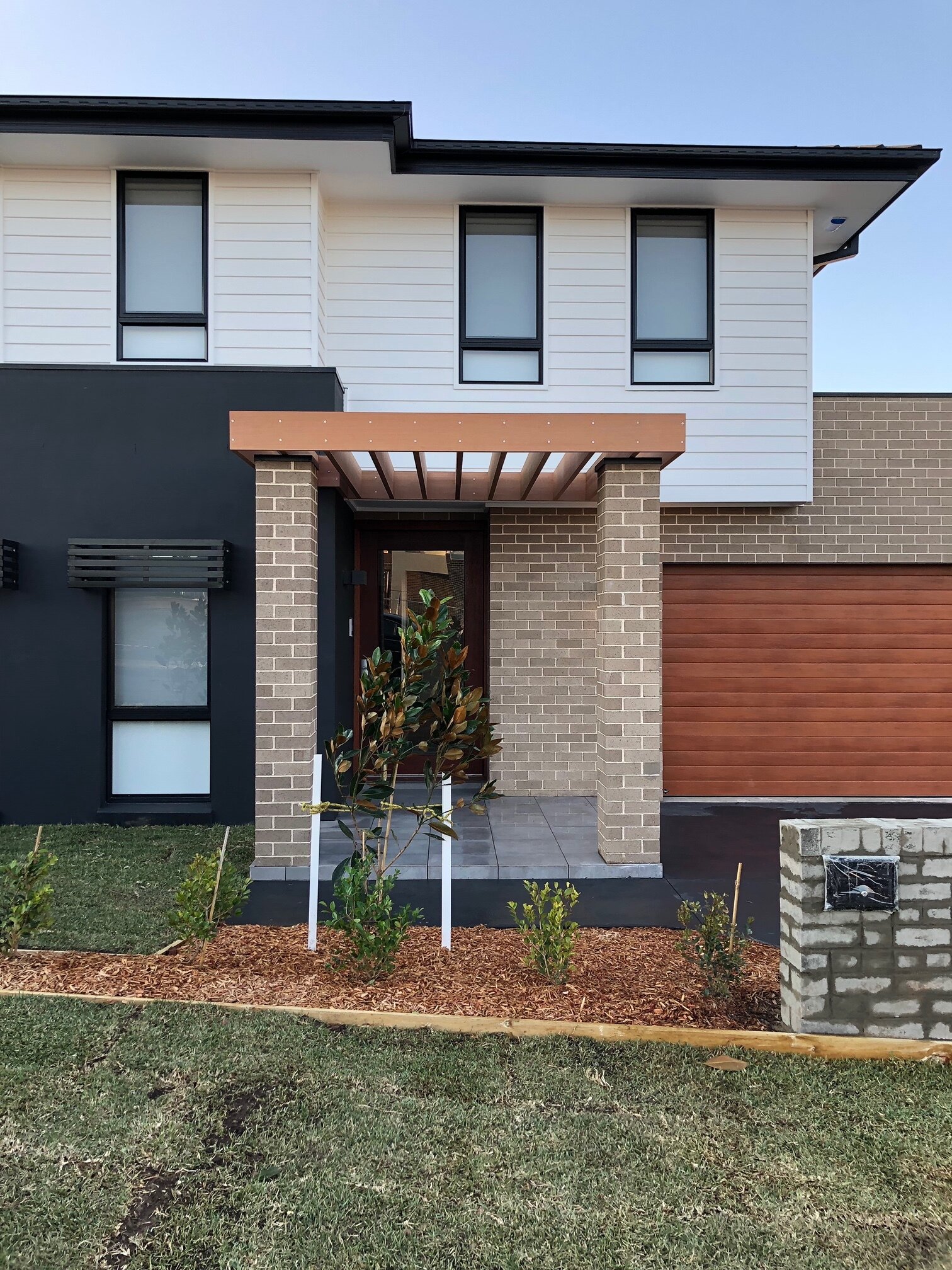 Full Landscaping Service including, Lawn, Garden Beds  &, Planting