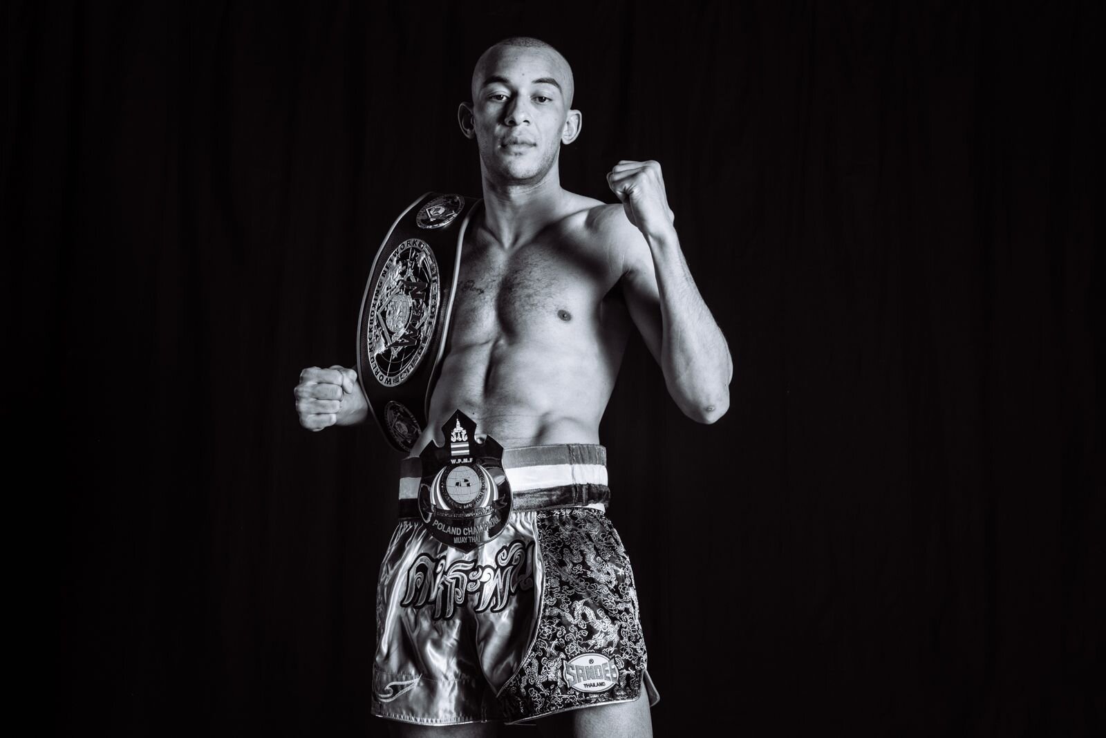 CHRISTIAN ZAHE SUL RING DI THAI BOXE MANIA 2017