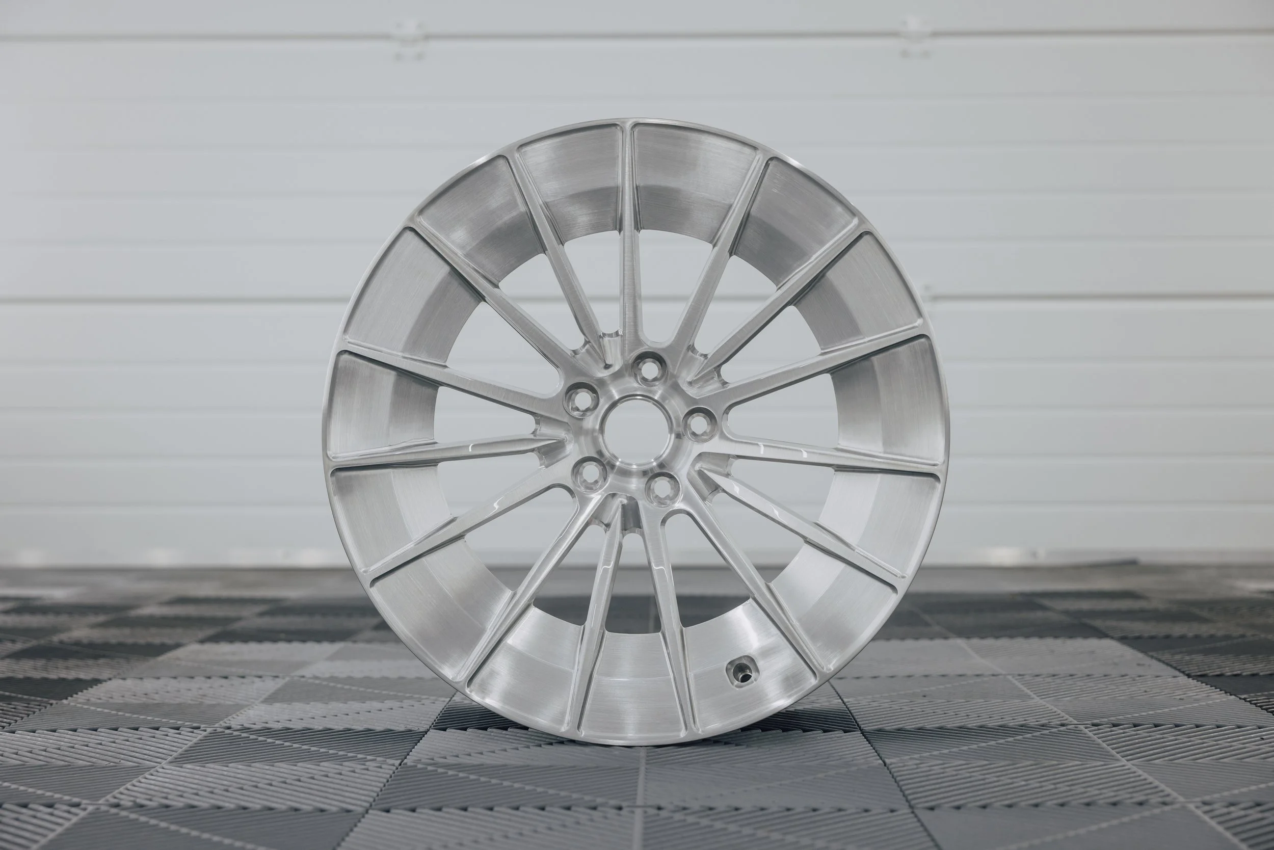 GUHR Custom 01--12.jpg