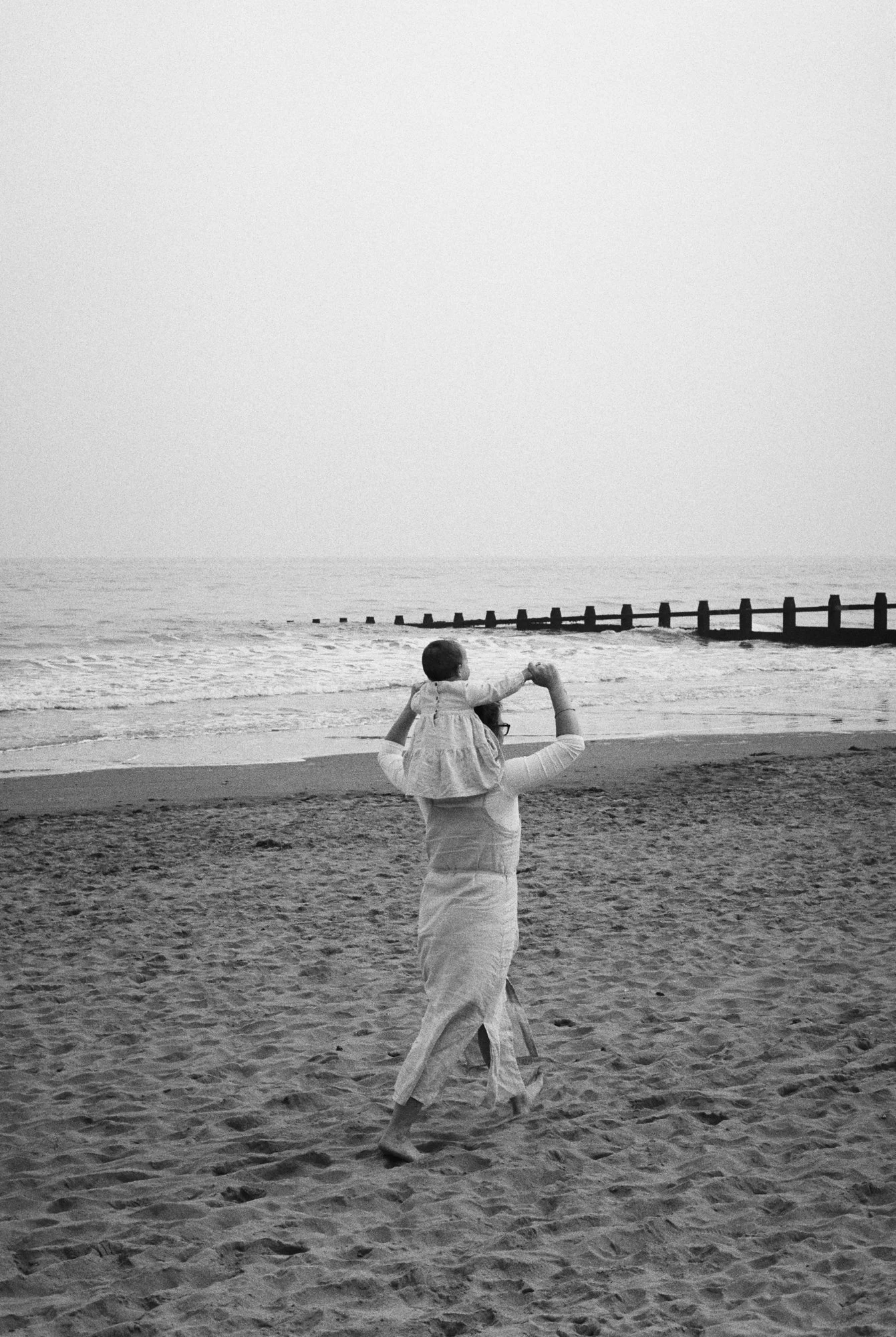 wild family photos in devon-2.jpg