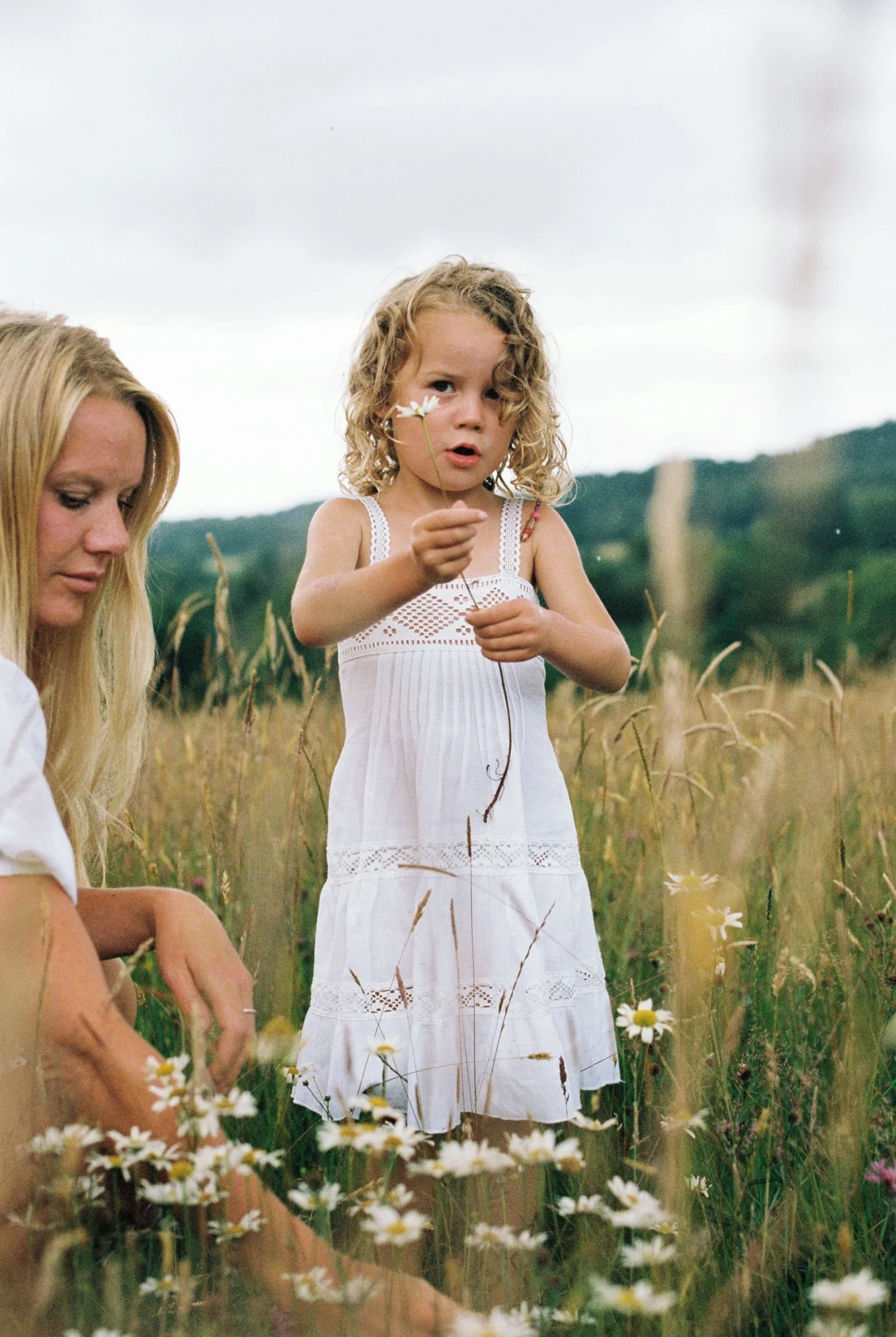 wild family photos in devon-19.jpg
