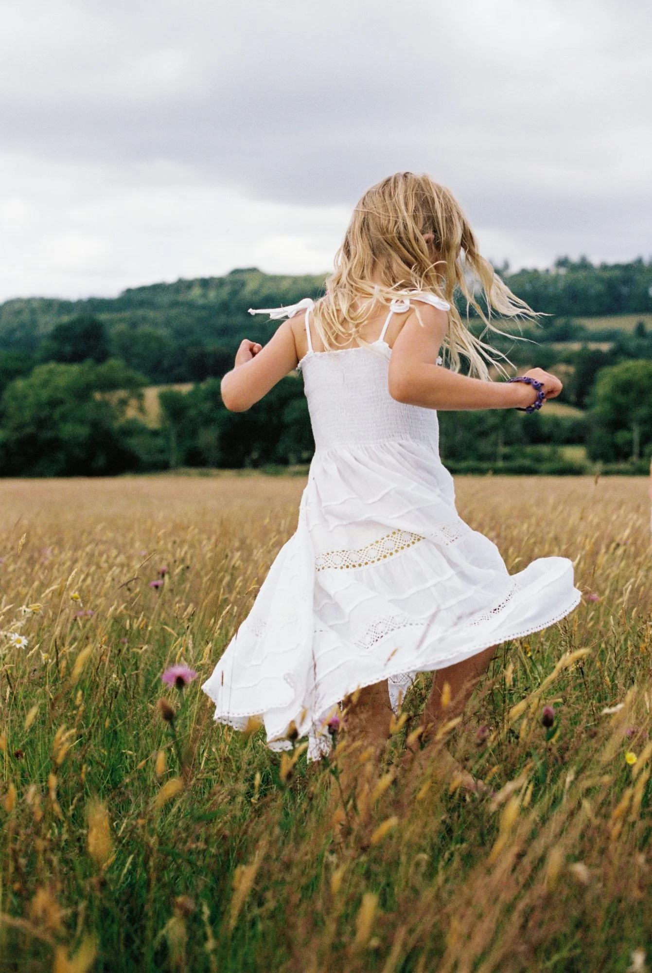 wild family photos in devon-25.jpg