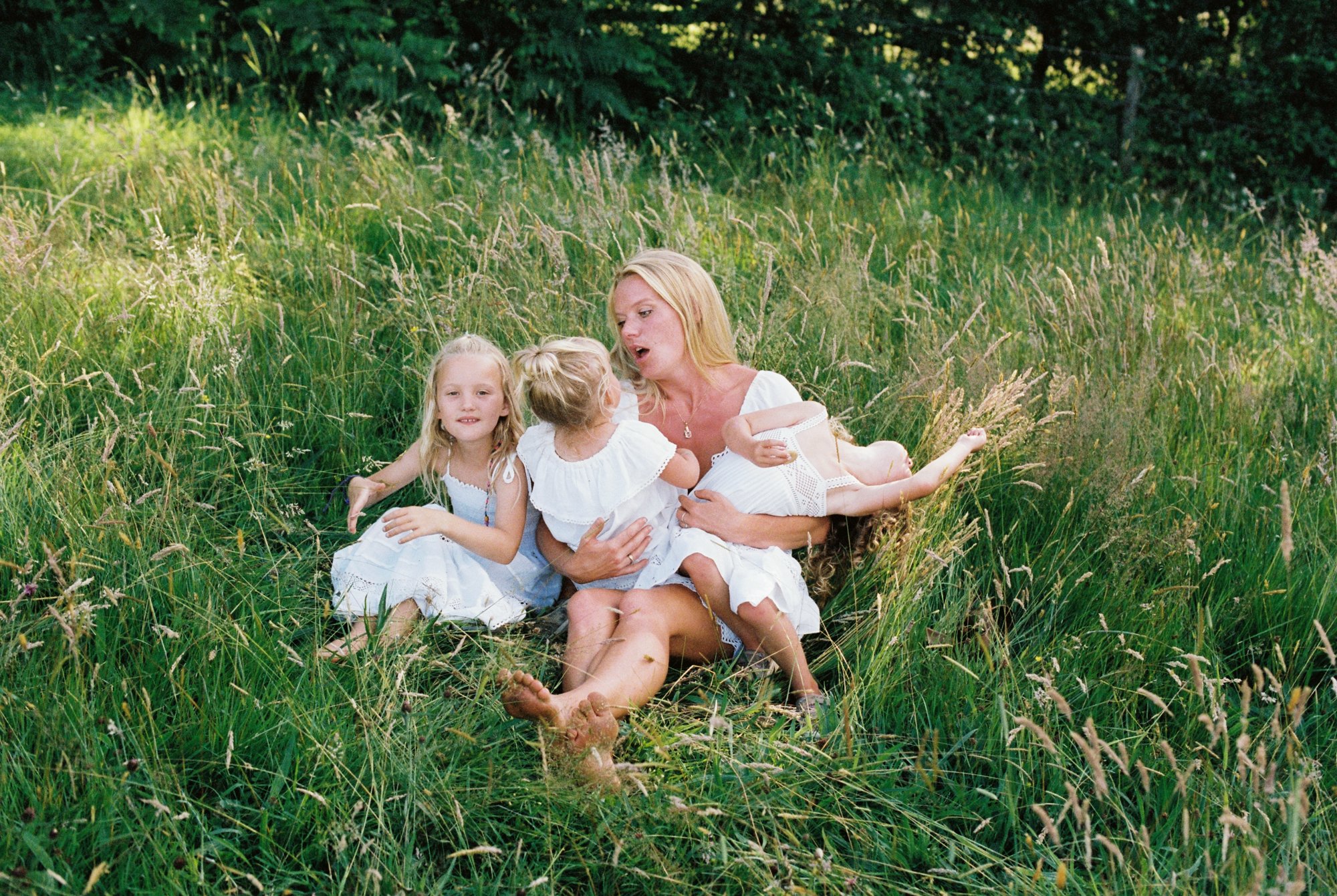 wild family photos in devon-13.jpg