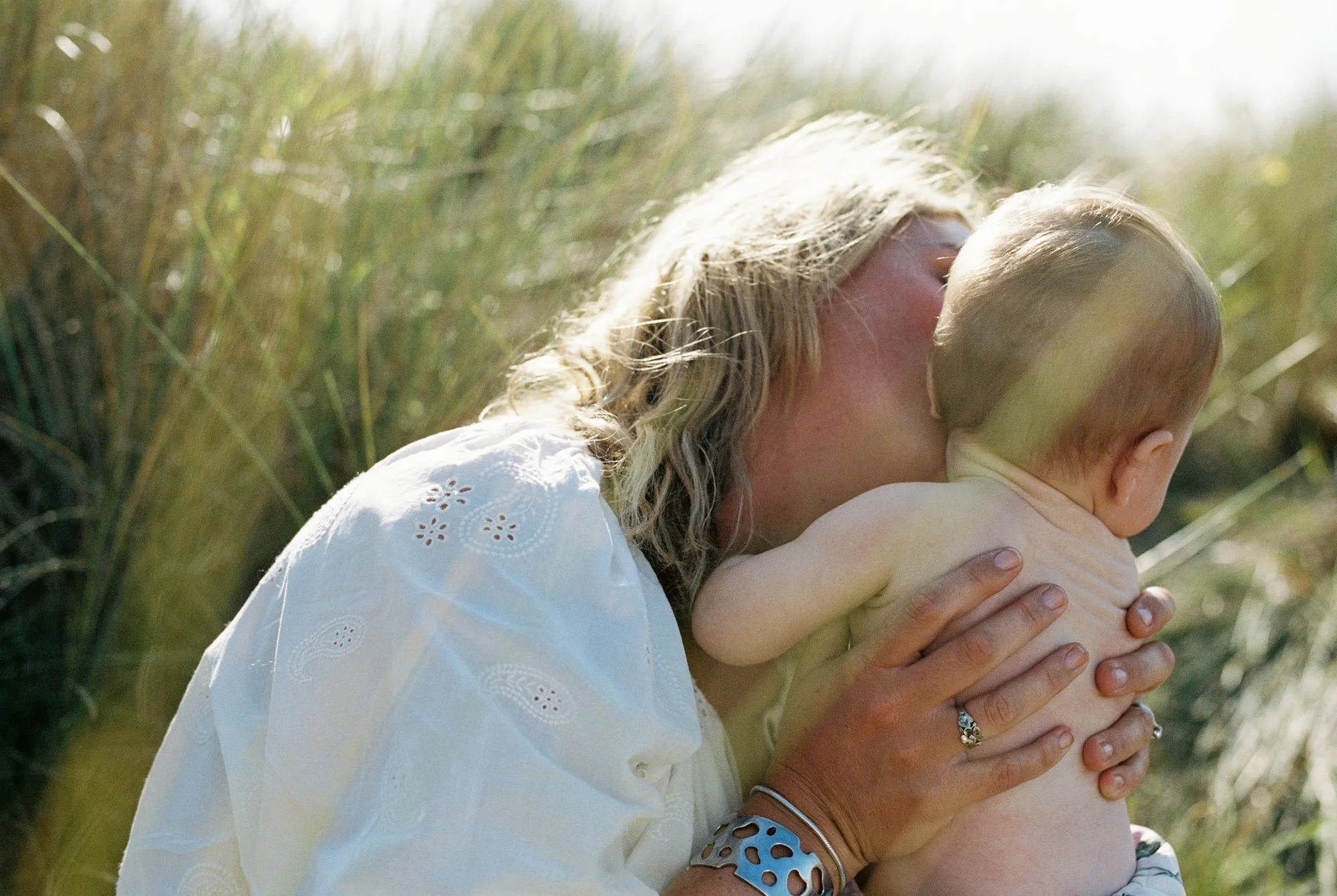 natural family photoshoot in devon-7.jpg
