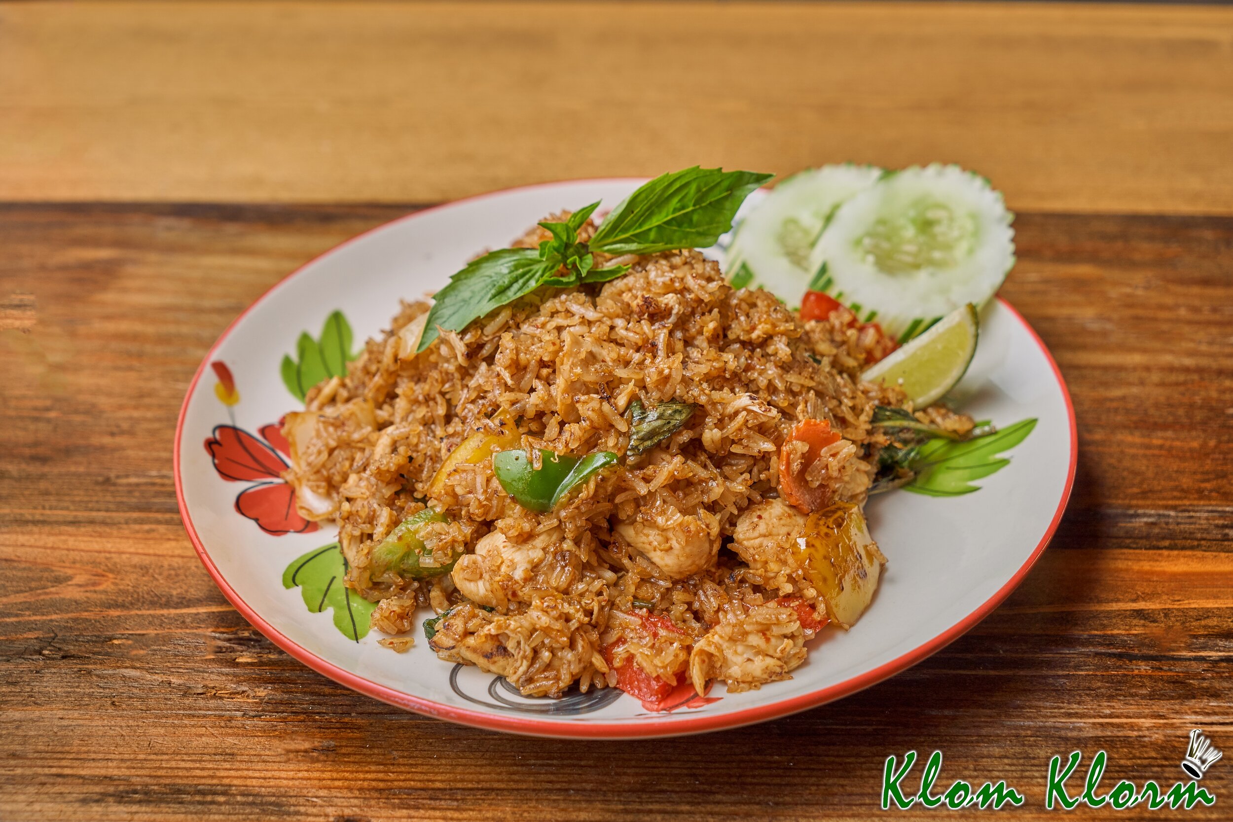 Khao Phad Ka Prow.jpg