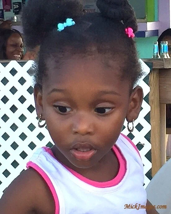 1-1-Bahamas Michael makes a friend (11).JPG